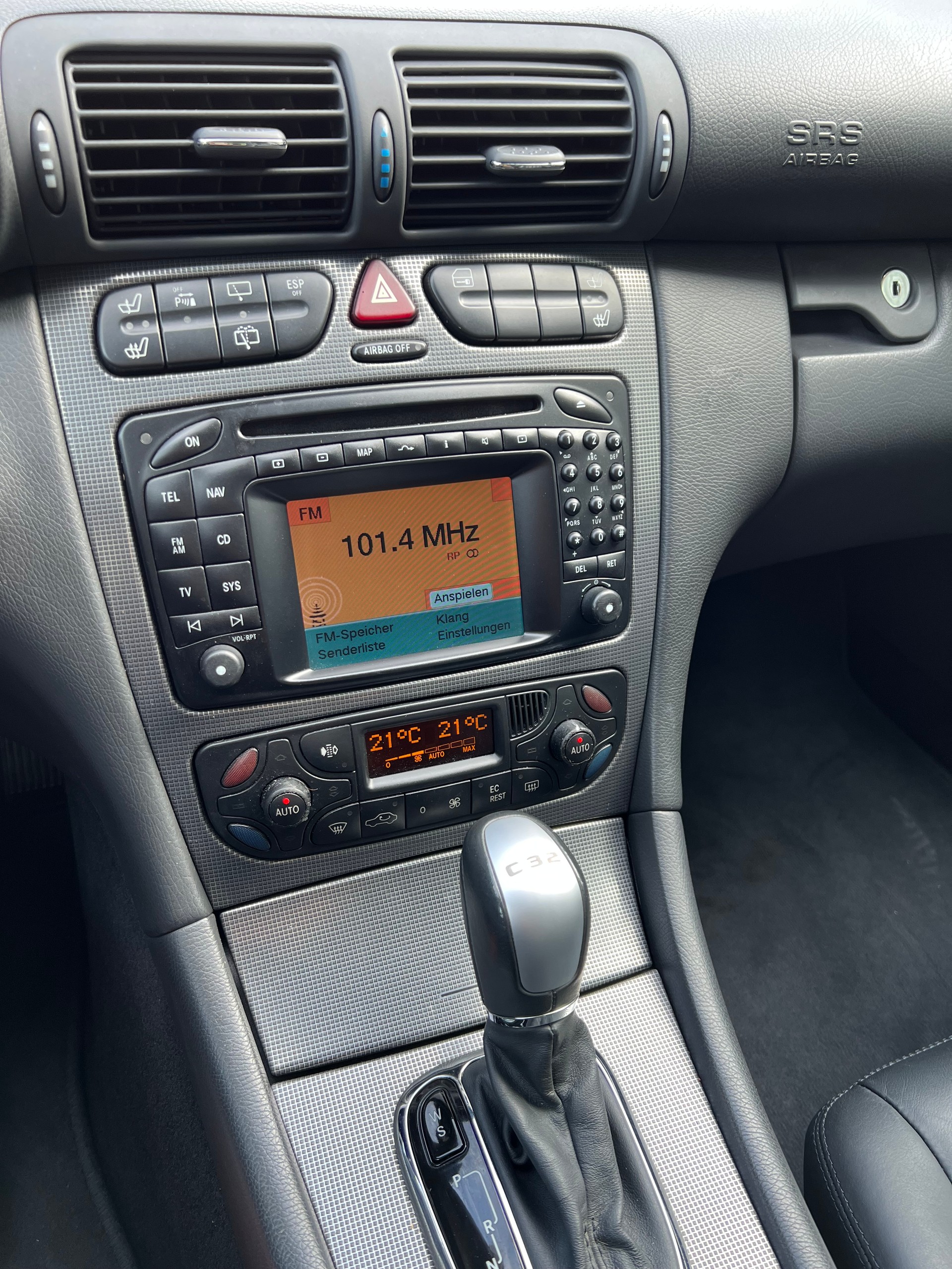 MERCEDES-BENZ C 32 AMG Automatic-image-19