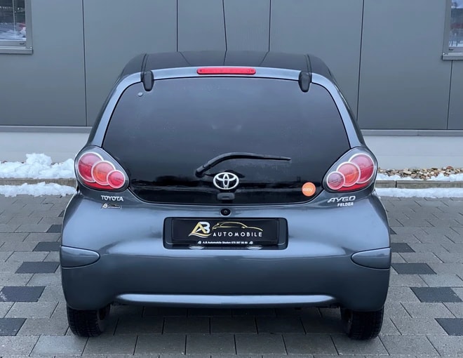 TOYOTA Aygo 1.0 Linea Luna Cool Multimode-image-9