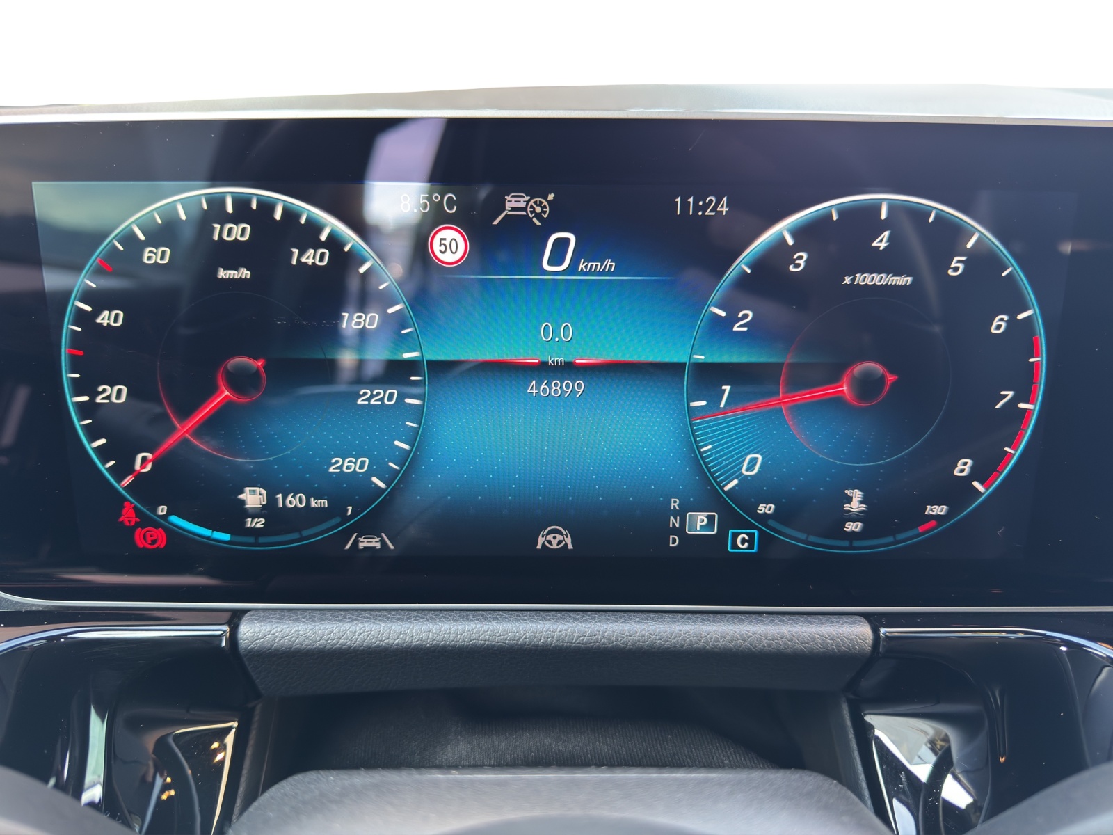 MERCEDES-BENZ B 200-image-11