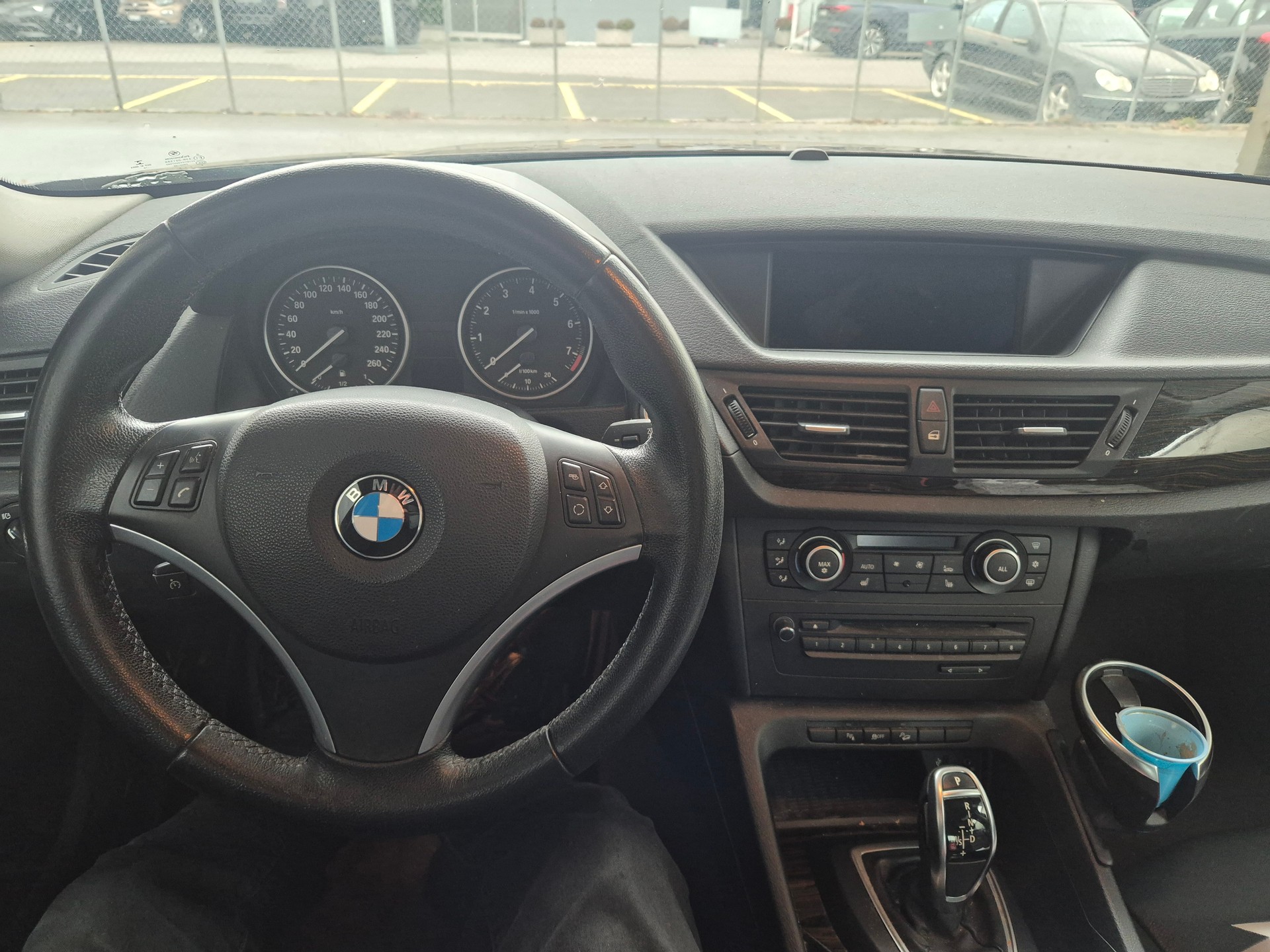 BMW X1 xDrive 28i Steptronic-image-6