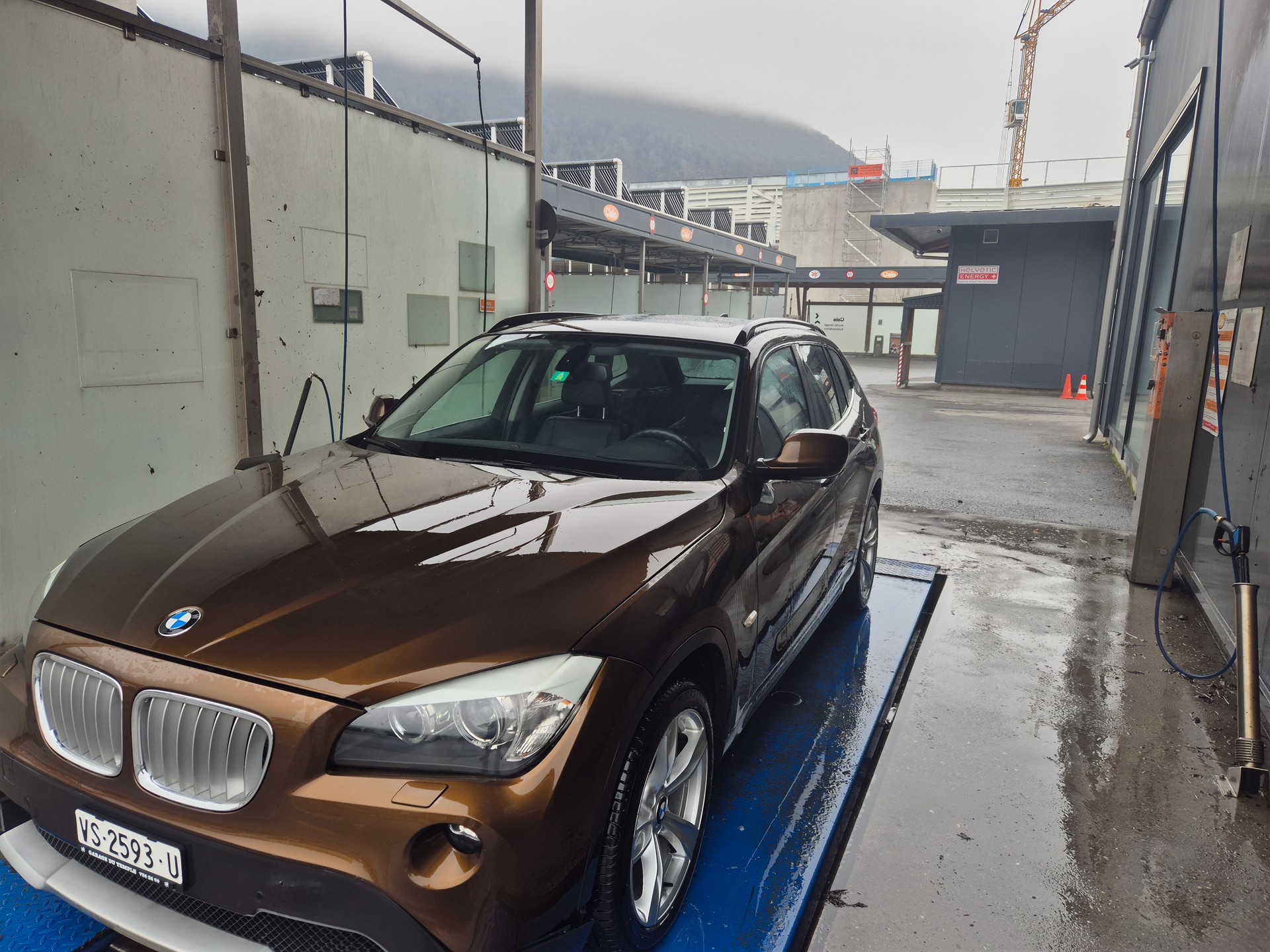 BMW X1 xDrive 28i Steptronic-image-1