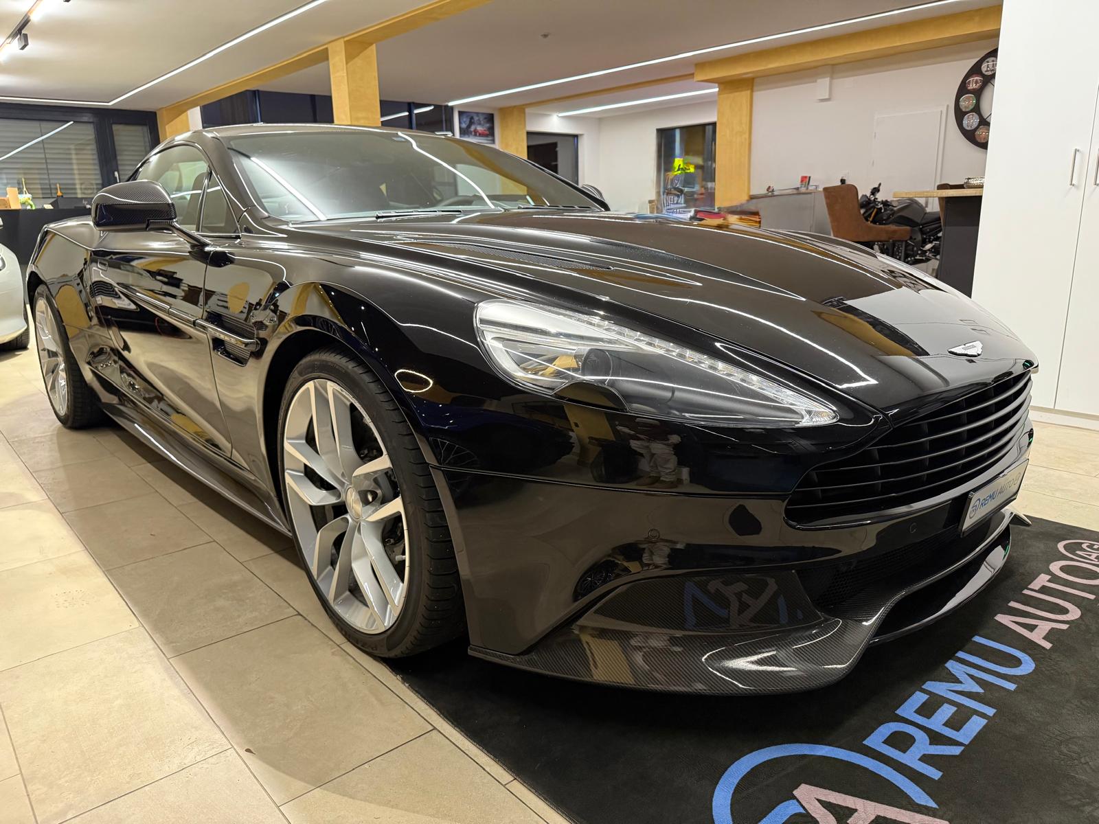 ASTON MARTIN Vanquish V12 5.9-48 Touchtronic 2