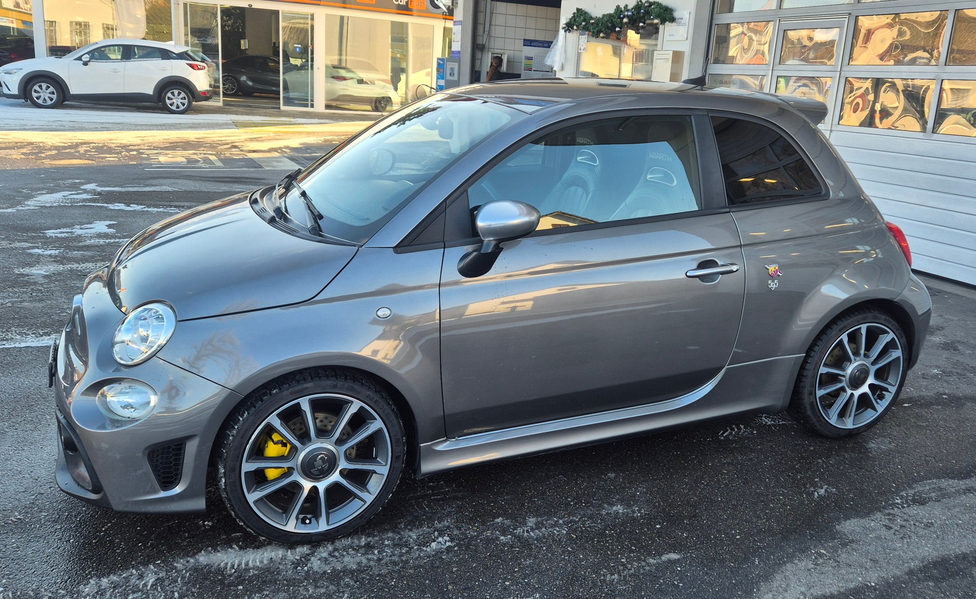 FIAT 595 1.4 16V Turbo Abarth Turismo-image-3