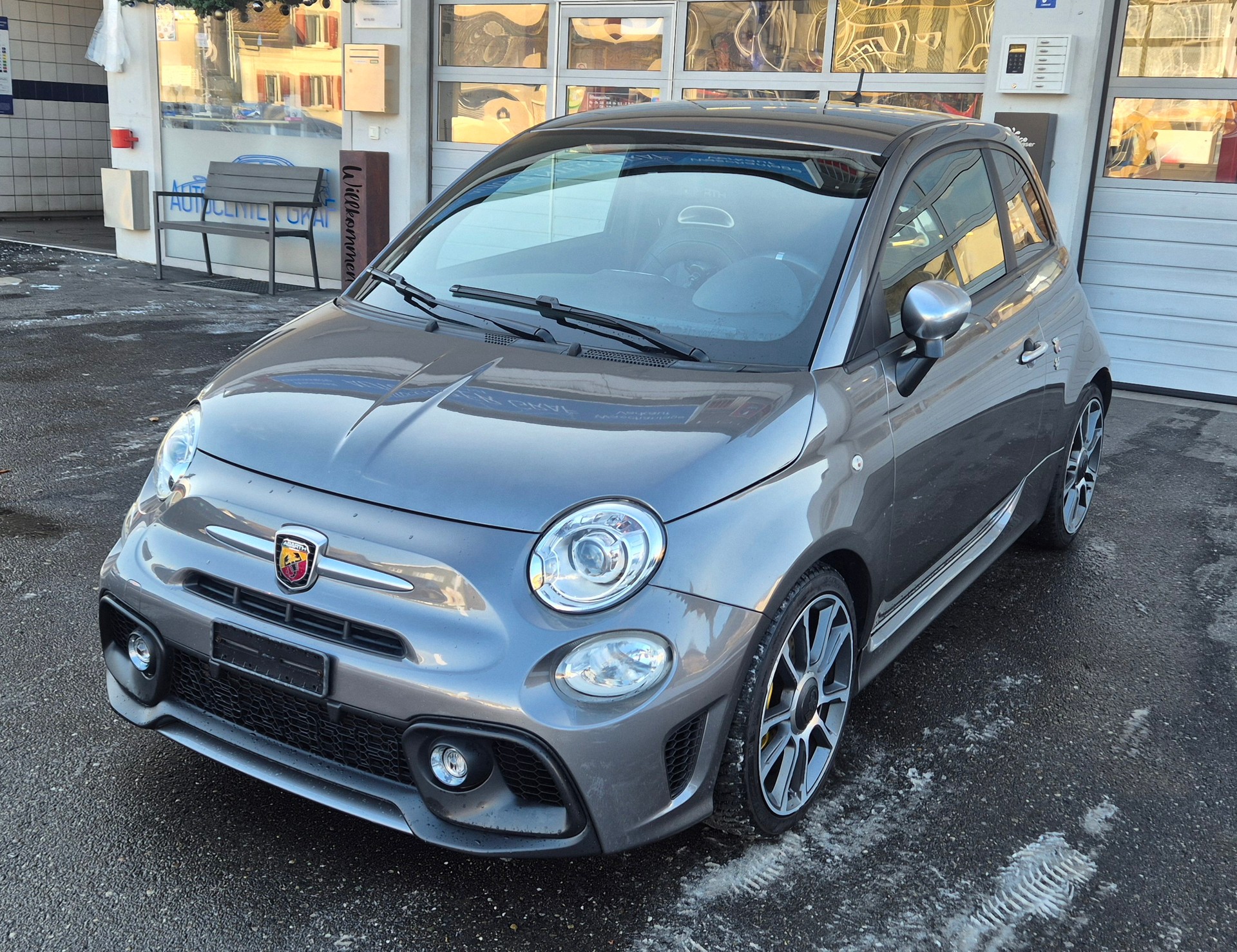 FIAT 595 1.4 16V Turbo Abarth Turismo-image-2