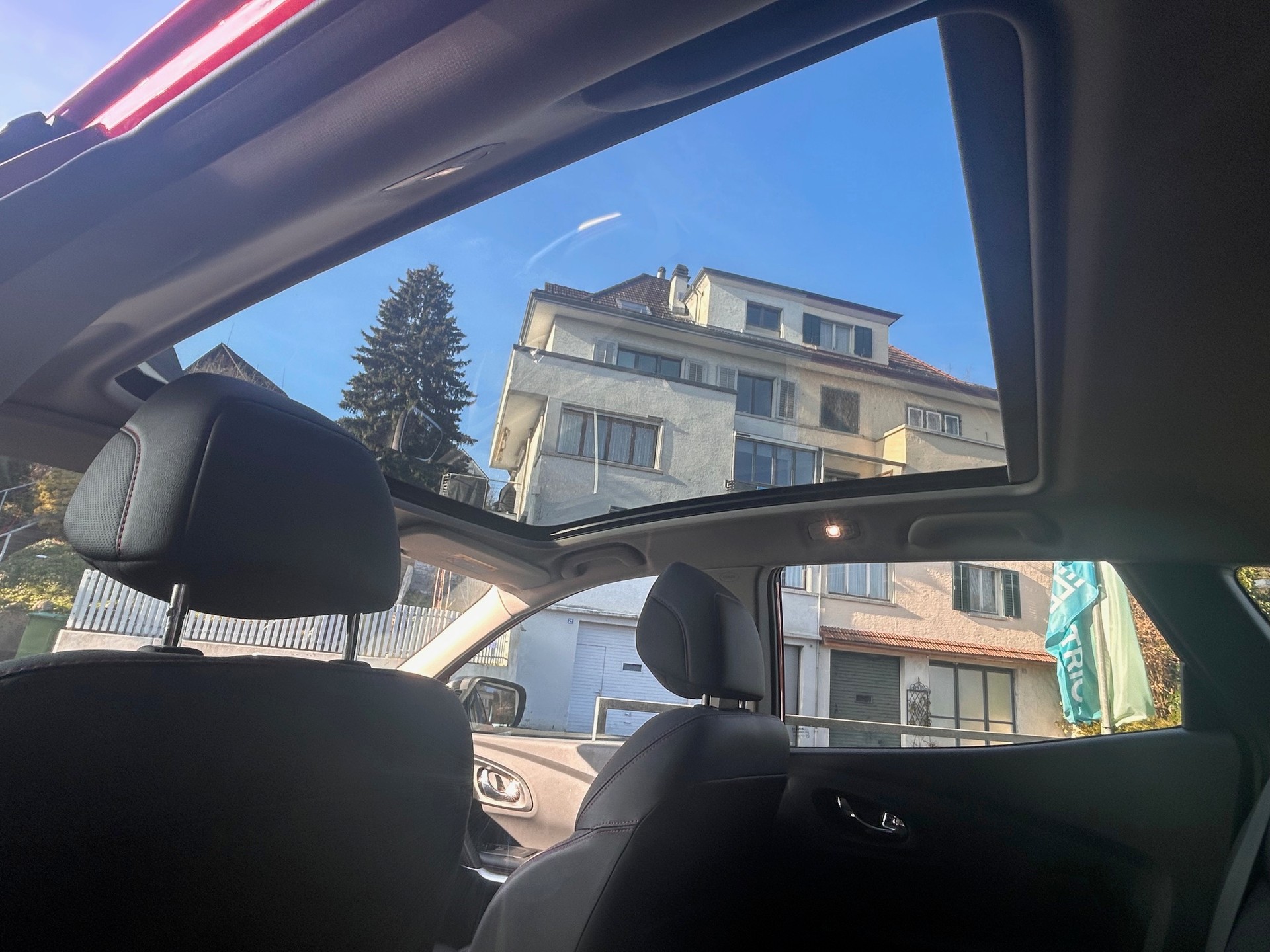 RENAULT Kadjar 1.2 16V Turbo Swiss Edition EDC-image-7