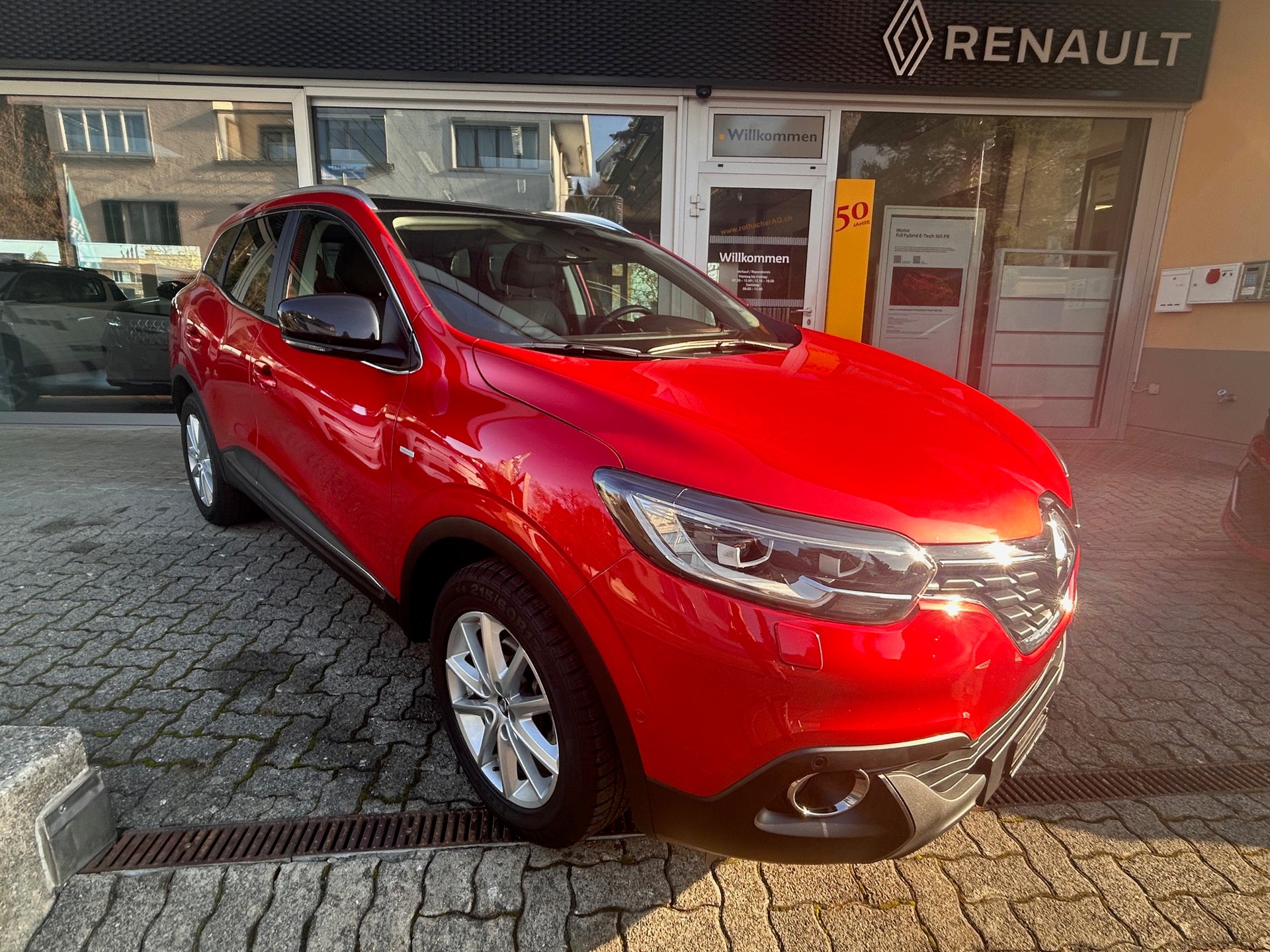 RENAULT Kadjar 1.2 16V Turbo Swiss Edition EDC-image-2