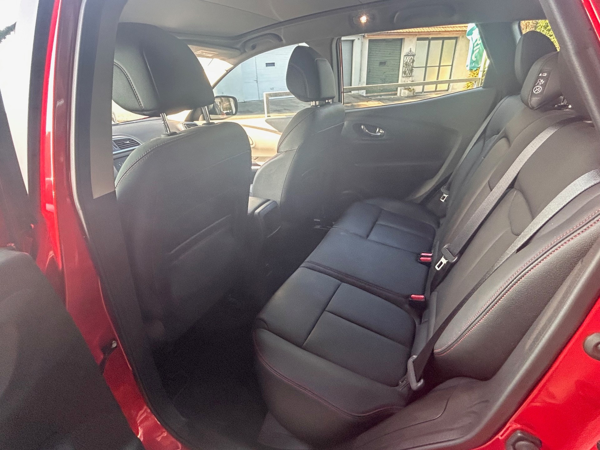 RENAULT Kadjar 1.2 16V Turbo Swiss Edition EDC-image-5