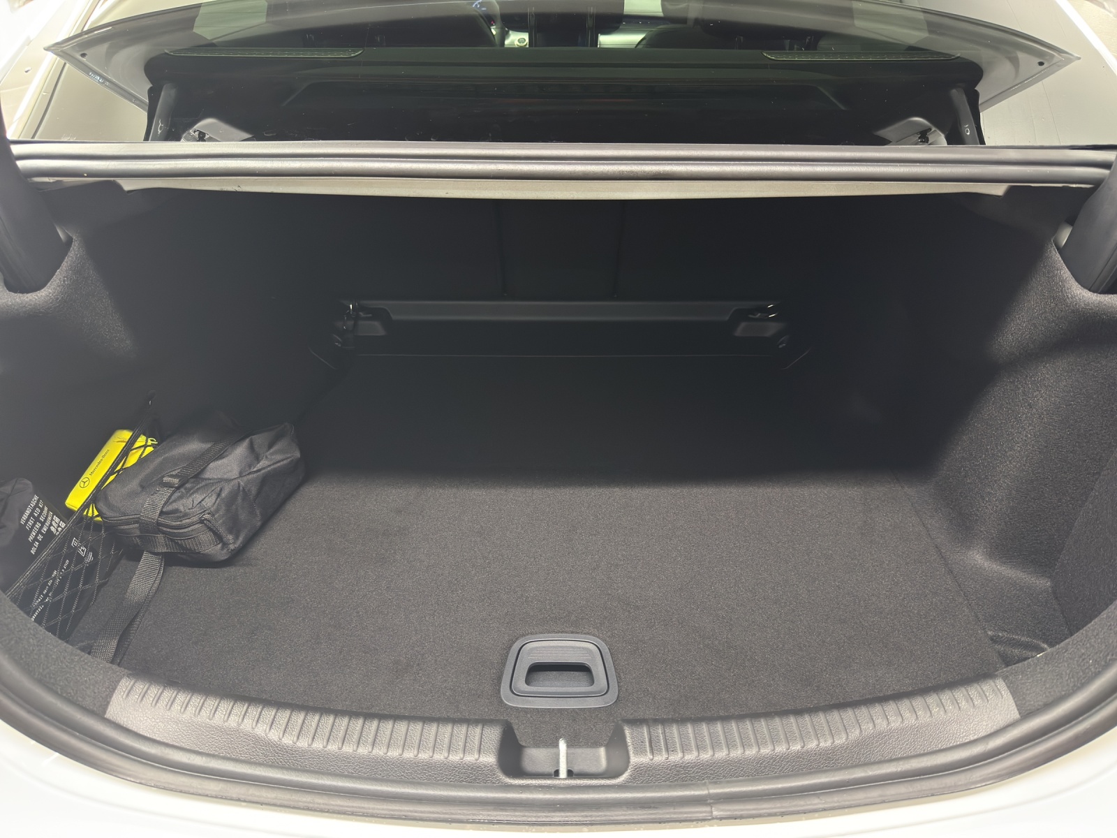 MERCEDES-BENZ C 300 AMG Line 4Matic-image-10