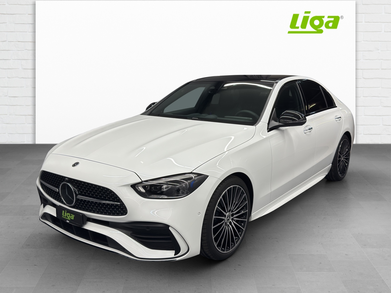 MERCEDES-BENZ C 300 AMG Line 4Matic-image-1