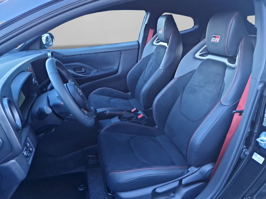 TOYOTA GR Yaris 1.6 Turbo Sport 4x4 47000/000-image-8