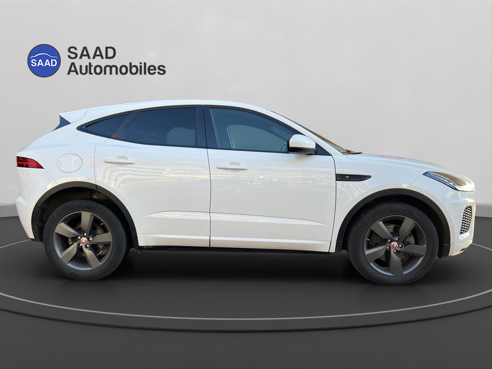 JAGUAR E-Pace 2.0d D150 S AWD Automatik-image-6