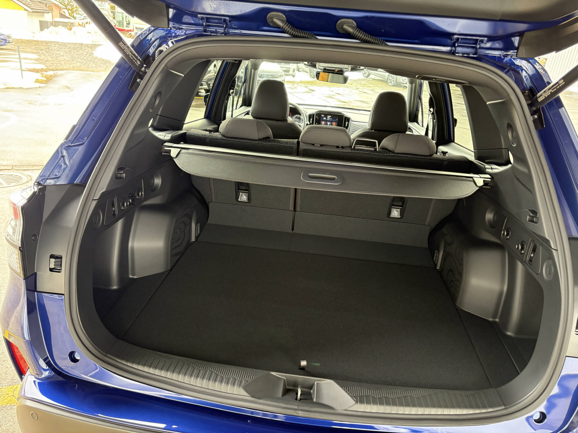 SUBARU Forester Station 2.0i e-Boxer Swiss Plus-image-6