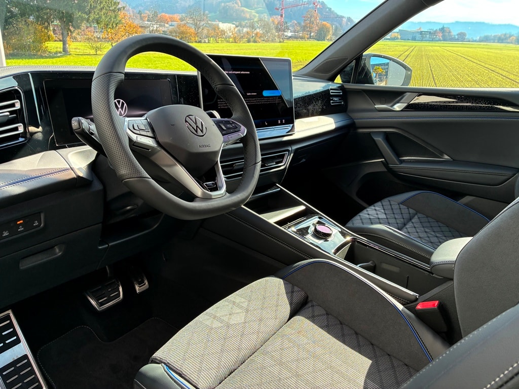 VW Tiguan 2.0 TSI DSG R-Line 4Motion-image-8