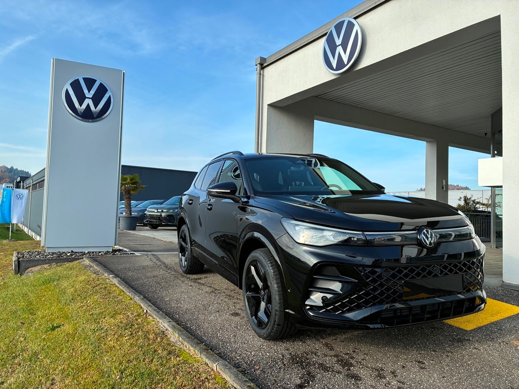 VW Tiguan 2.0 TSI DSG R-Line 4Motion-image-0