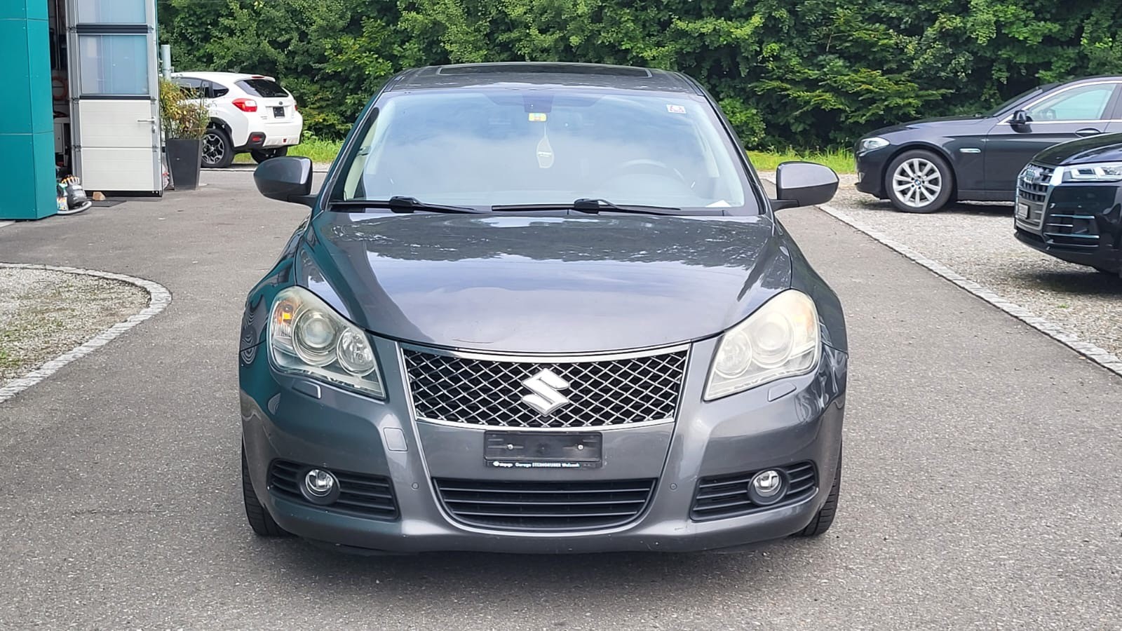SUZUKI Kizashi 2.4 GL Top 4WD CVT-image-1