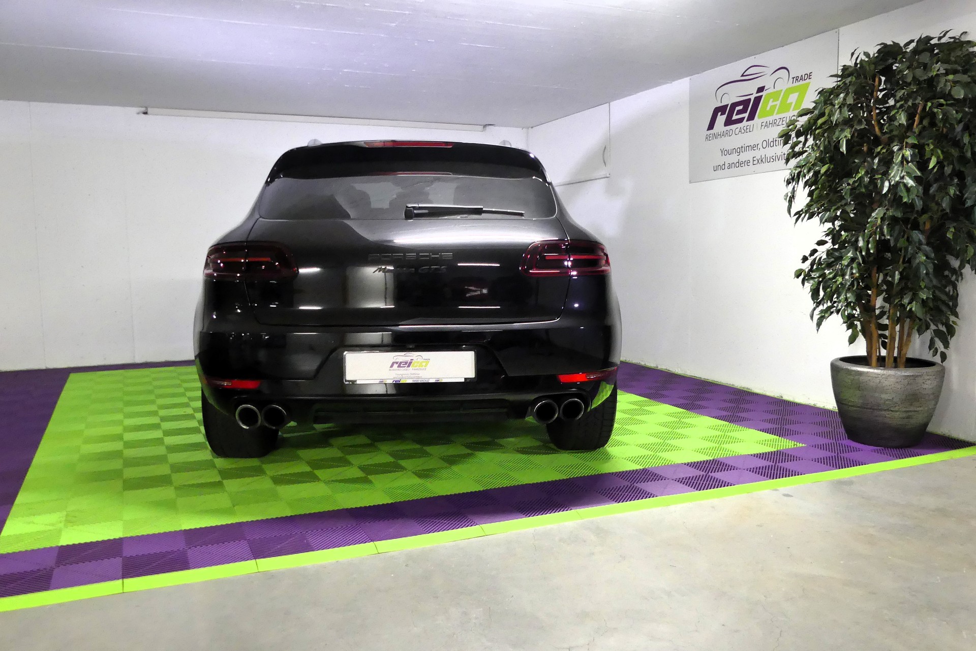 PORSCHE Macan GTS PDK-image-12