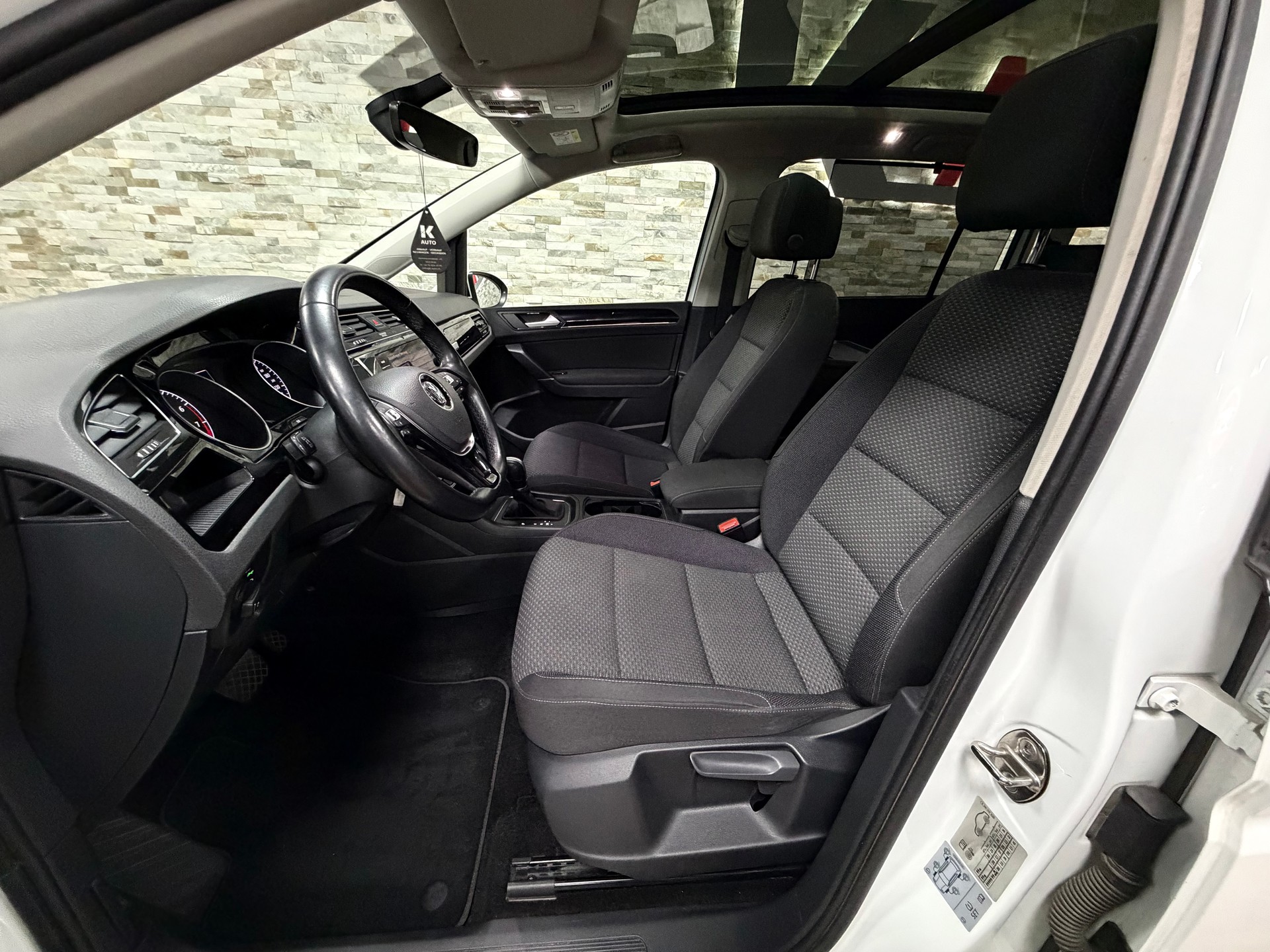 VW Touran 1.5 TSI EVO Comfortline DSG-image-9