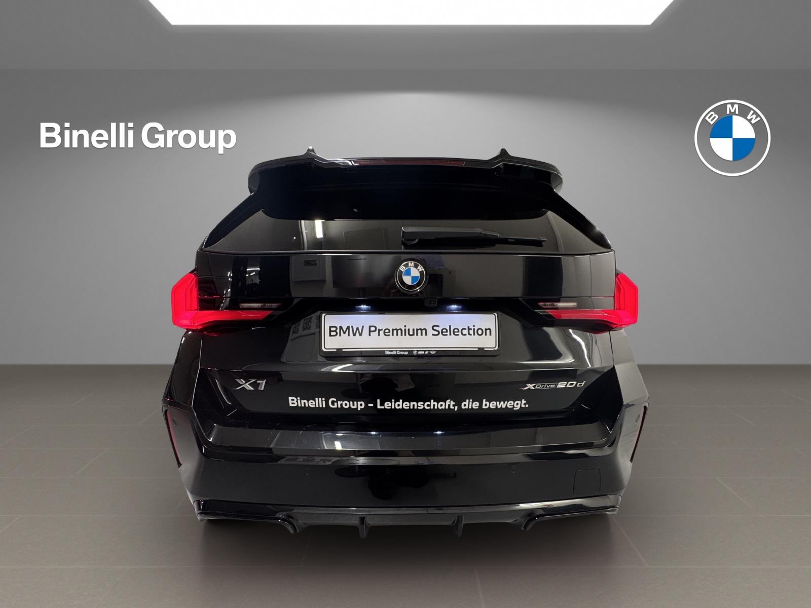 BMW X1 20d xDrive paddles-image-3