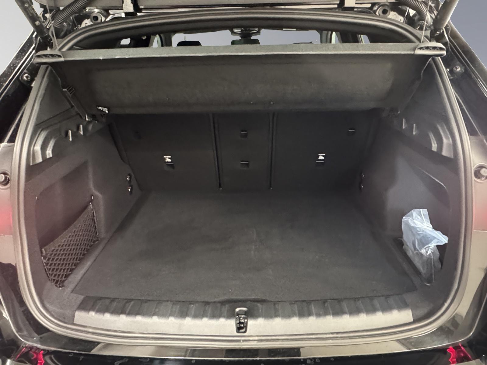 BMW X1 20d xDrive paddles-image-9
