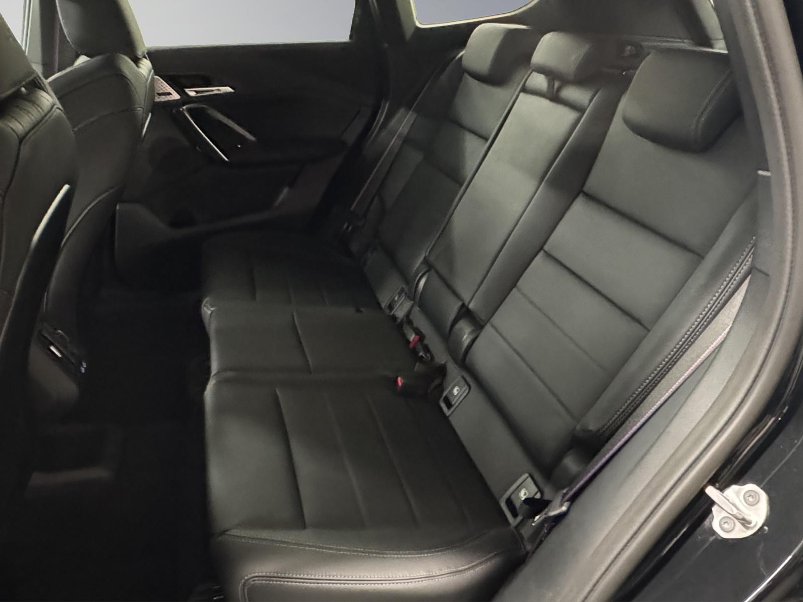 BMW X1 20d xDrive paddles-image-13