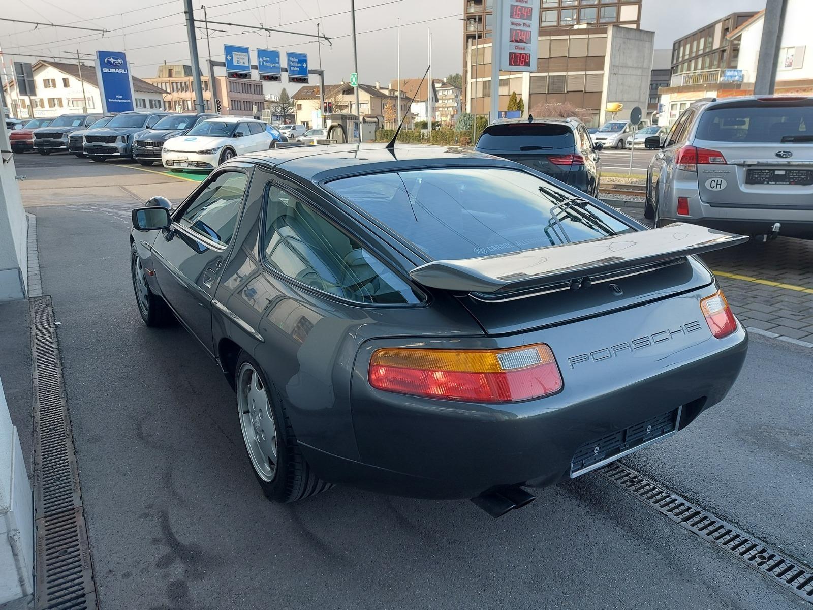 PORSCHE 928 5.0 S4-image-14