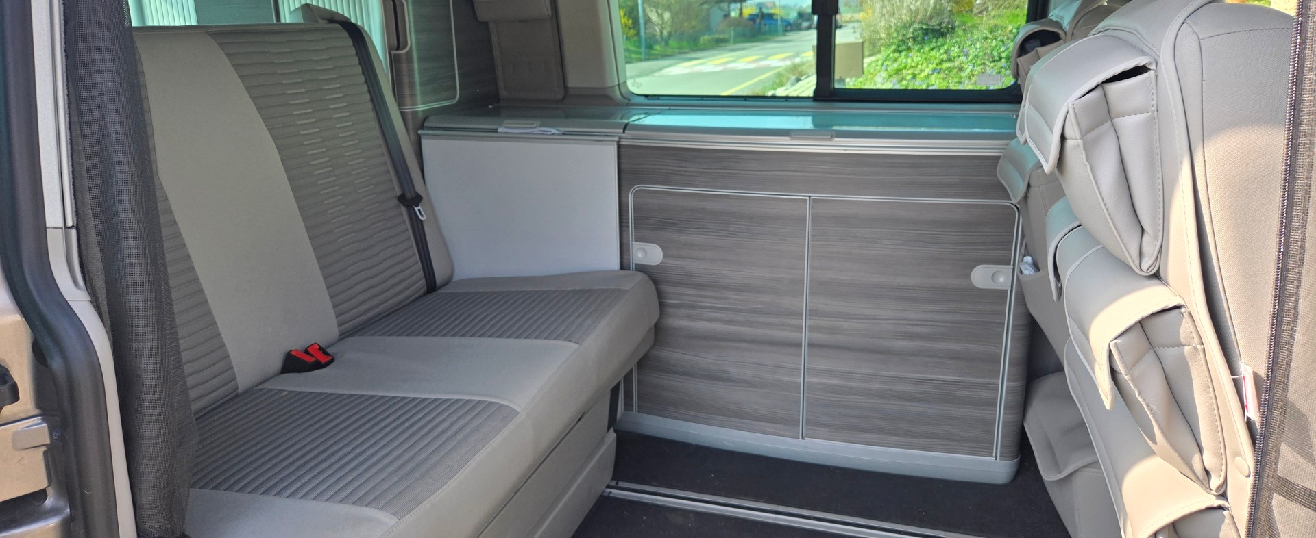 VW T6 California 2.0 Bi-TDI Ocean Liberty 4Motion DSG-image-10