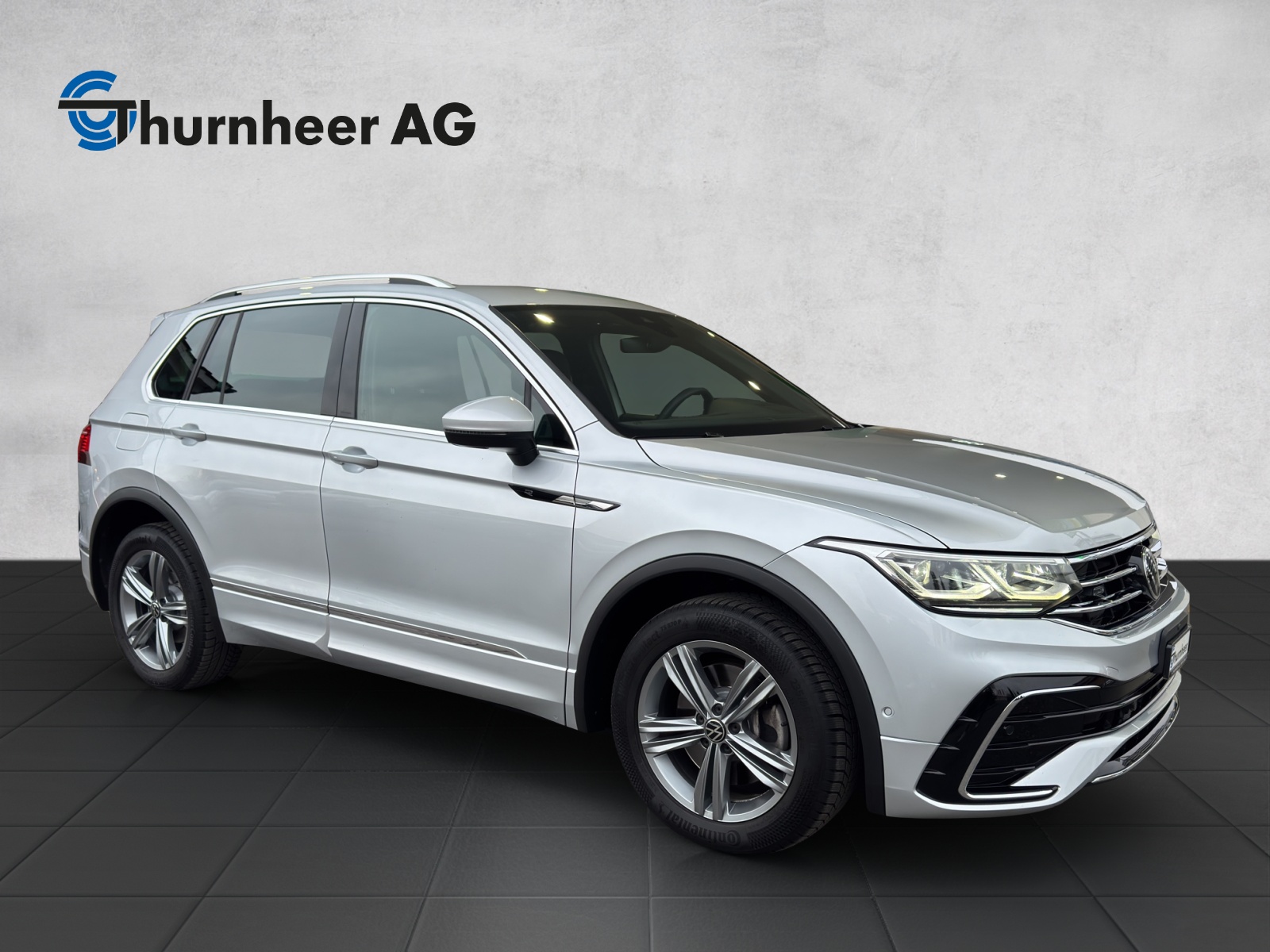 VW Tiguan 2.0 TDI SCR R-Line 4Motion DSG-image-6