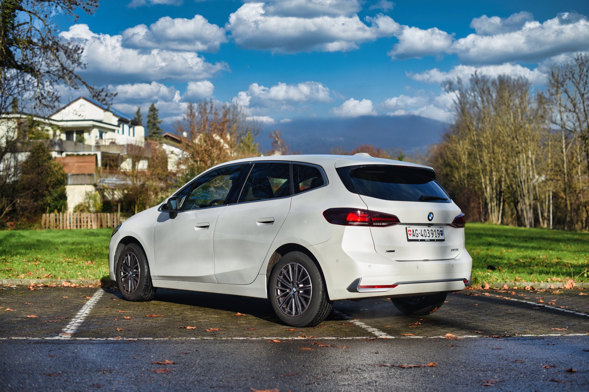 BMW 223i Active Tourer xDrive DKG-image-2
