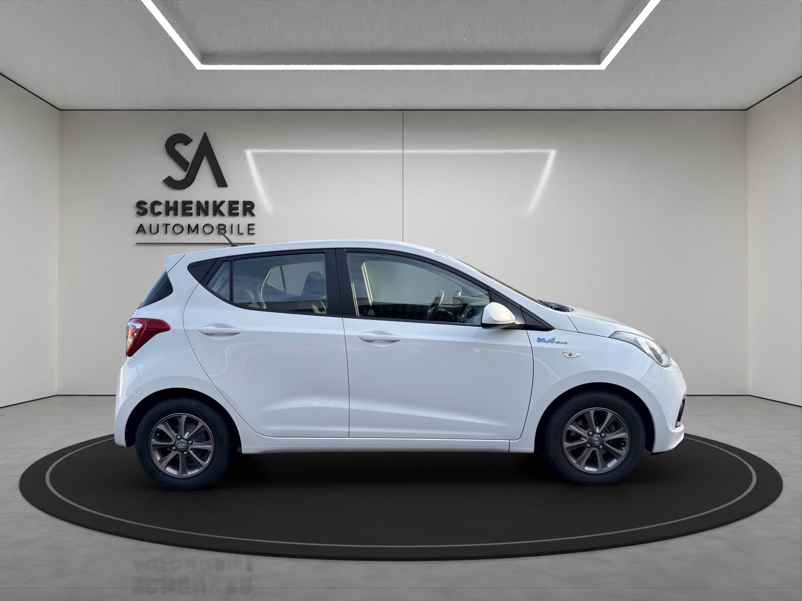 HYUNDAI i10 1.0 Amplia-image-5