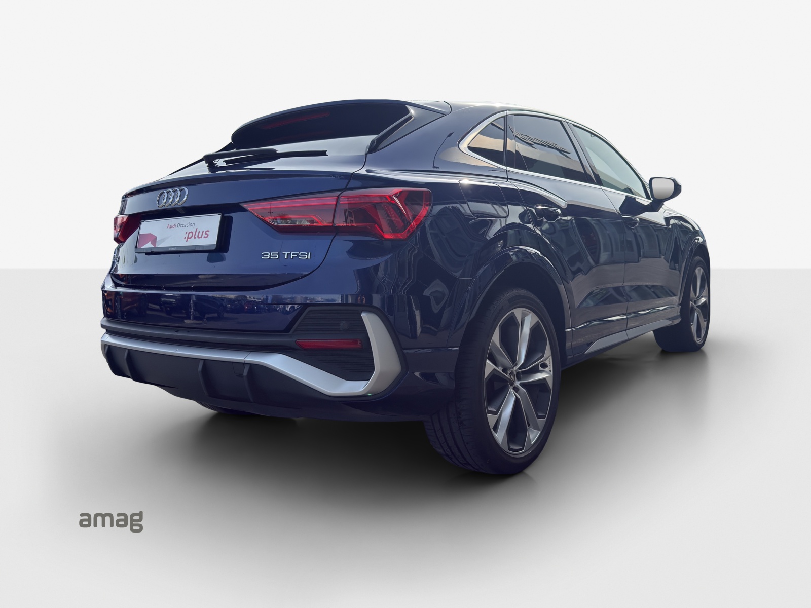 AUDI Q3 Sportback 35 TFSI S line Attraction S-tronic-image-4