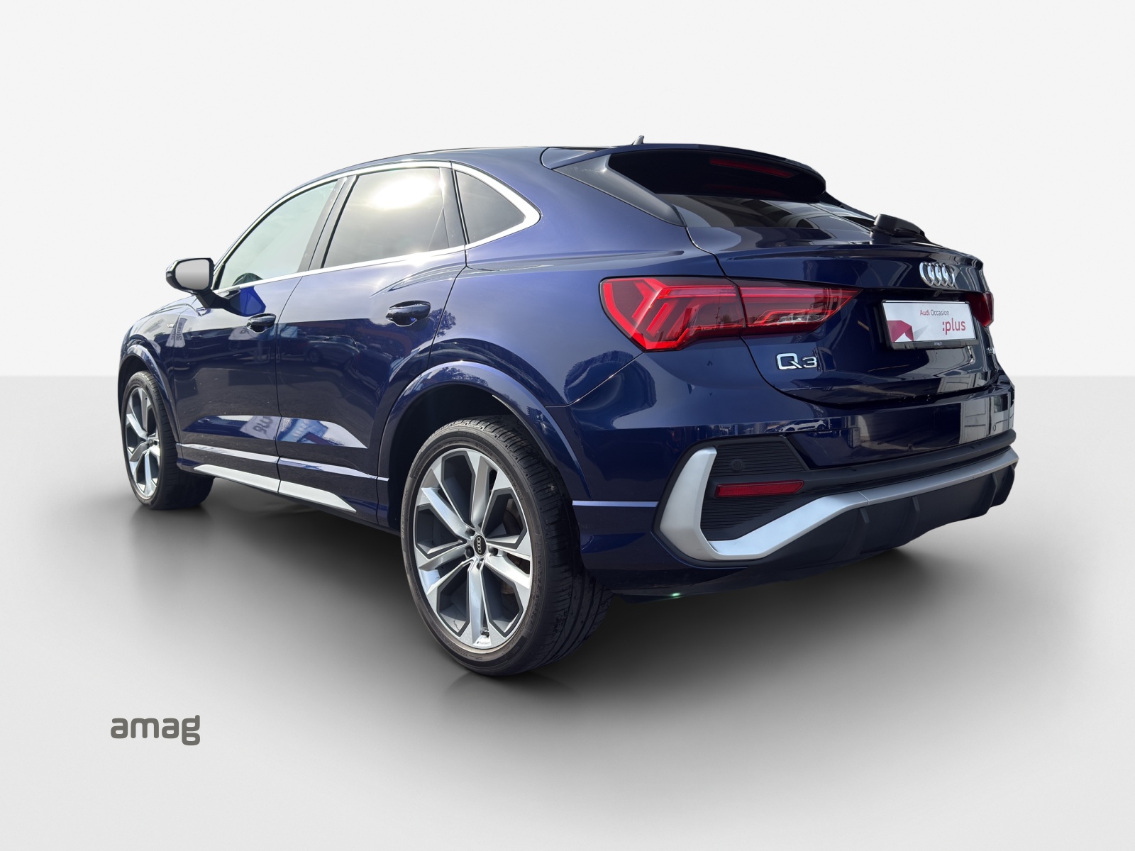 AUDI Q3 Sportback 35 TFSI S line Attraction S-tronic-image-2