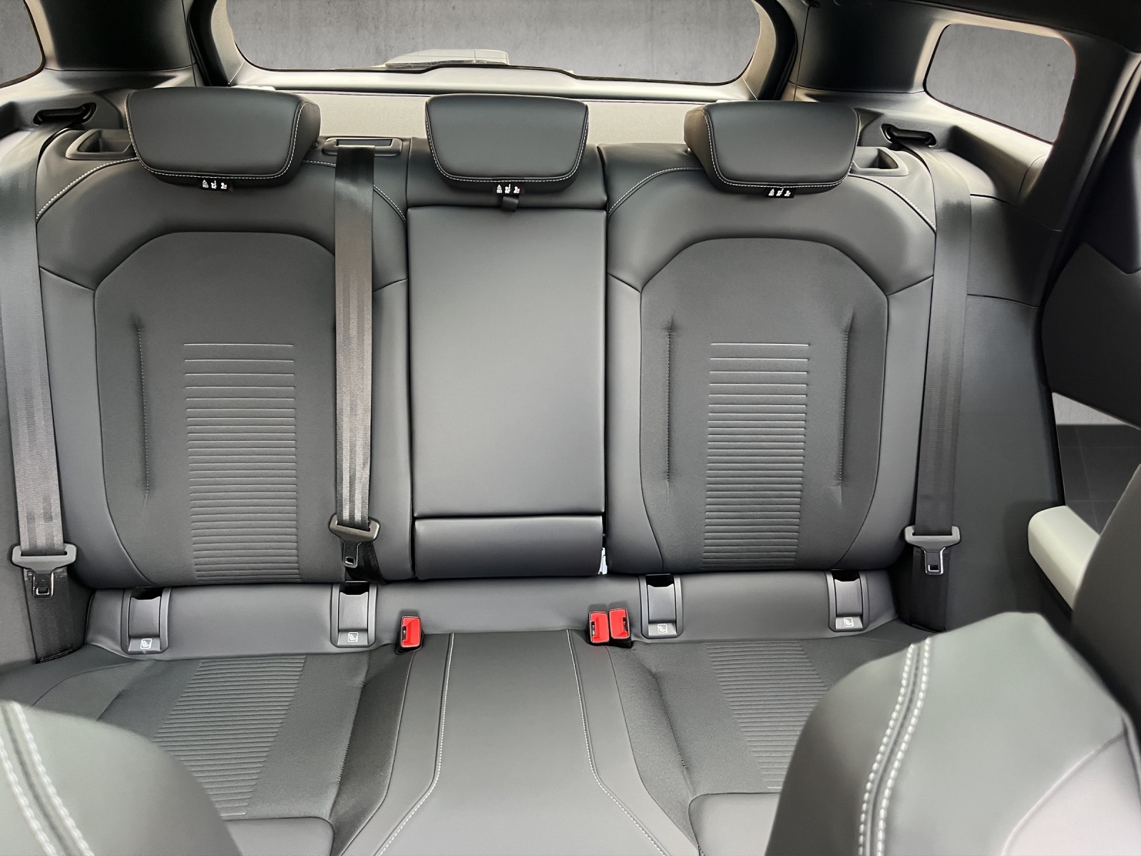 FORD Explorer Elektro 77kWh Dual Extended Range Premium AWD-image-7