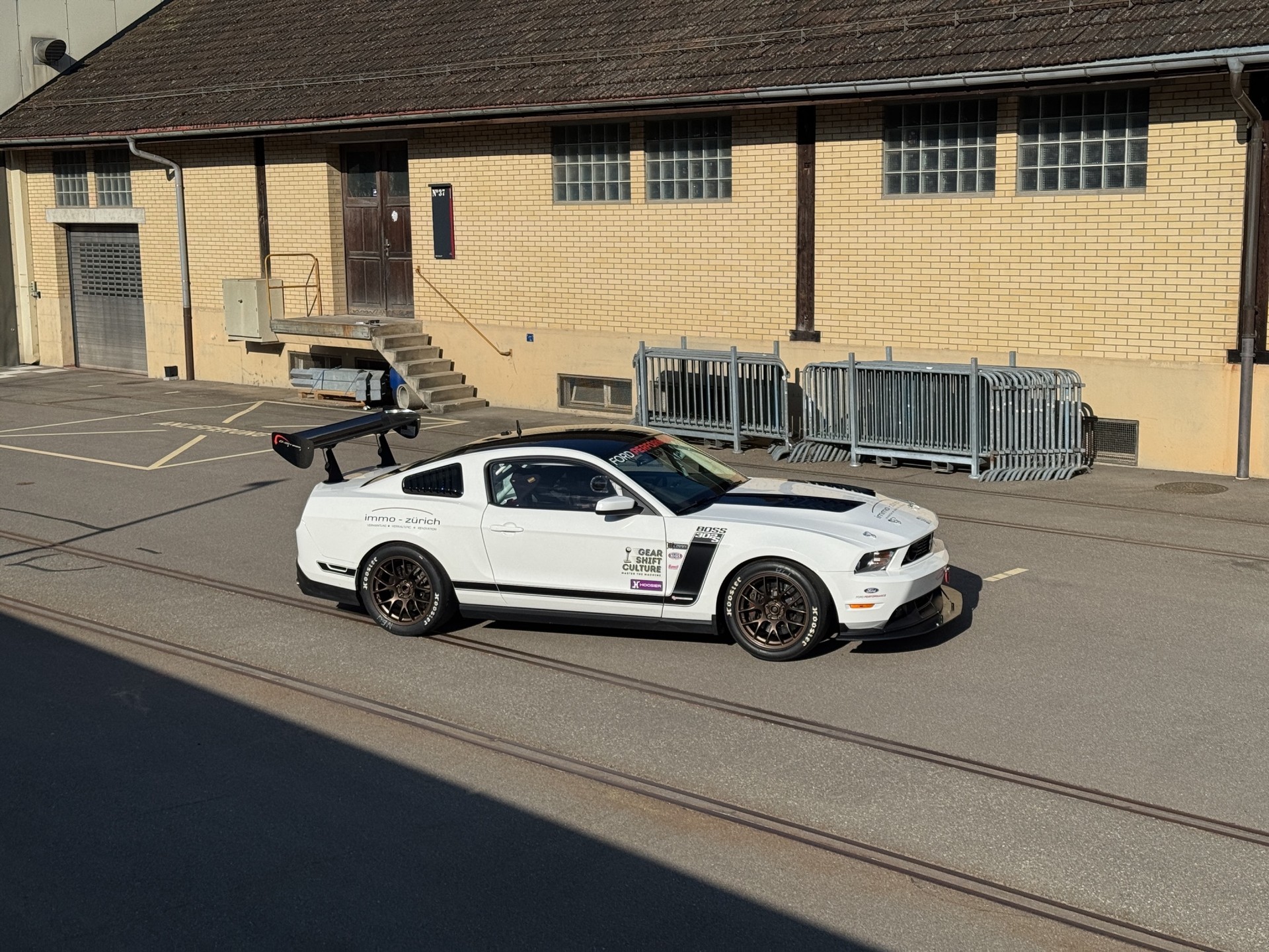 FORD Mustang Boss 302 S-image-27