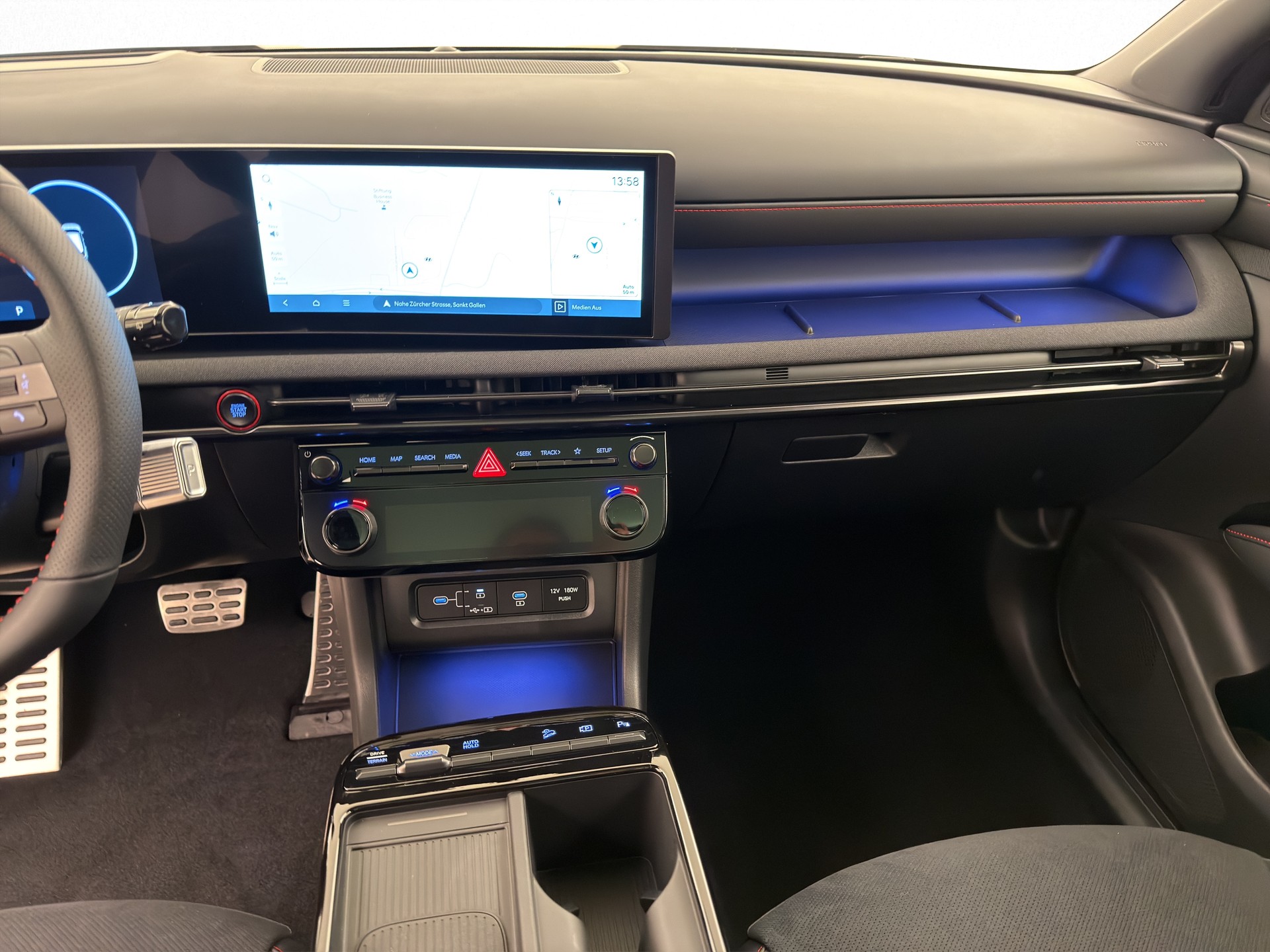 HYUNDAI Tucson 1.6 T-GDi HEV N-Line 4WD-image-9