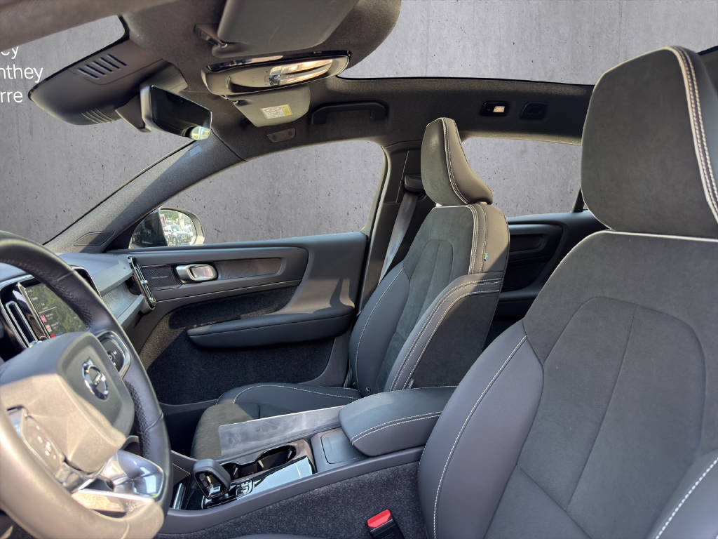VOLVO C40 P8 Twin Recharge Ultimate AWD-image-8