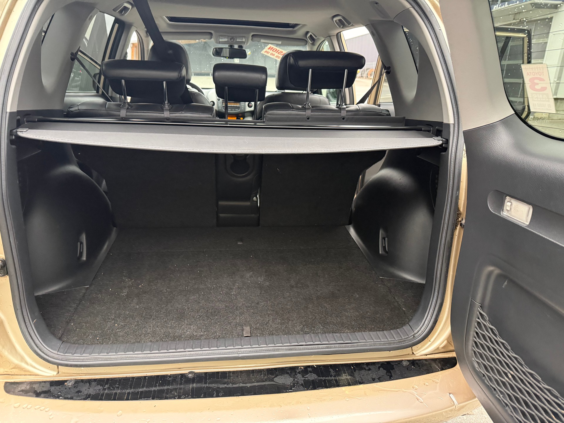 TOYOTA RAV-4 2.2D-CAT Linea Sol Premium AT-image-25