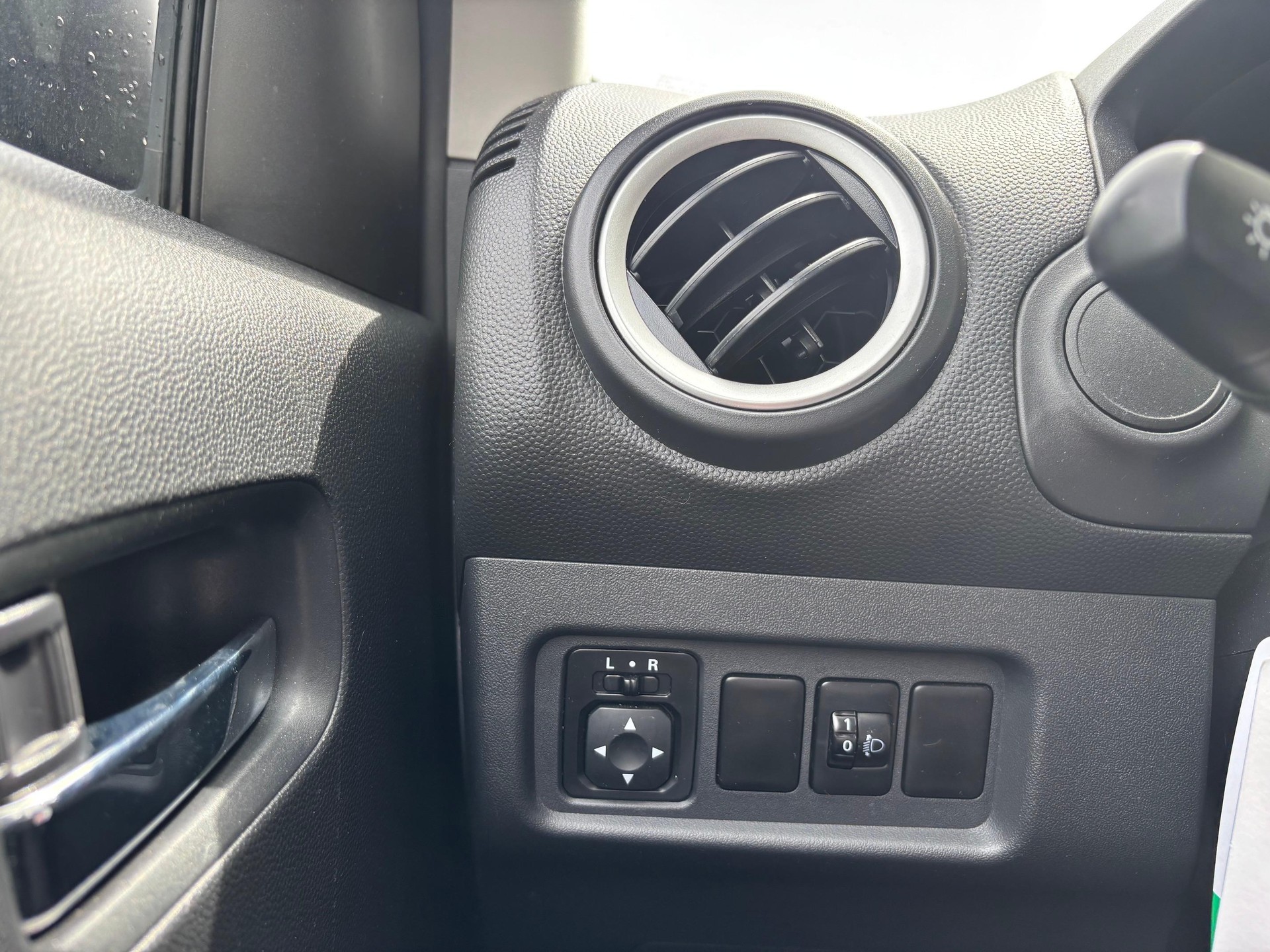 MITSUBISHI Space Star 1.2 MIVEC Intense-image-14