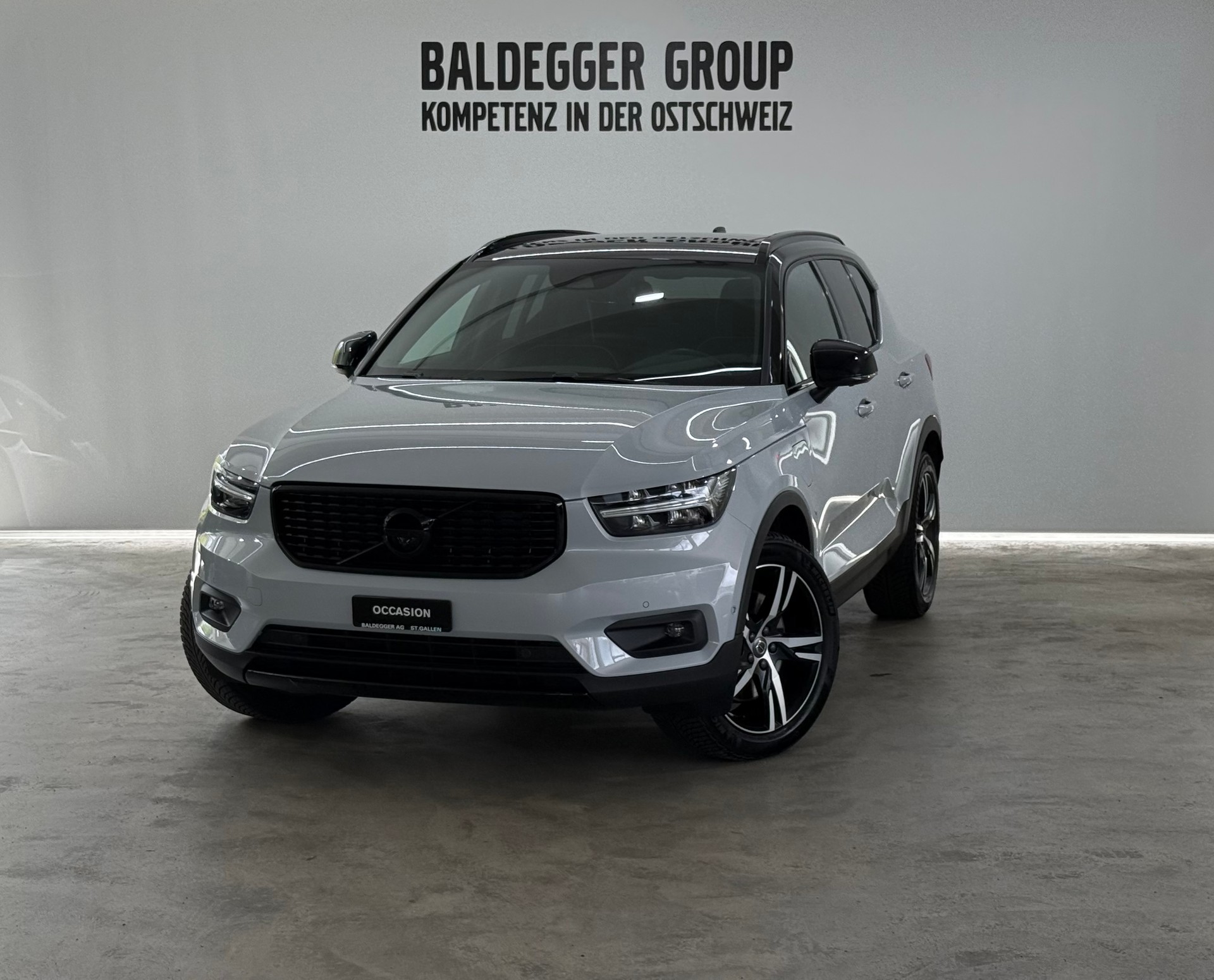 VOLVO XC40 1.5 T5 PiH R-Design-image-0