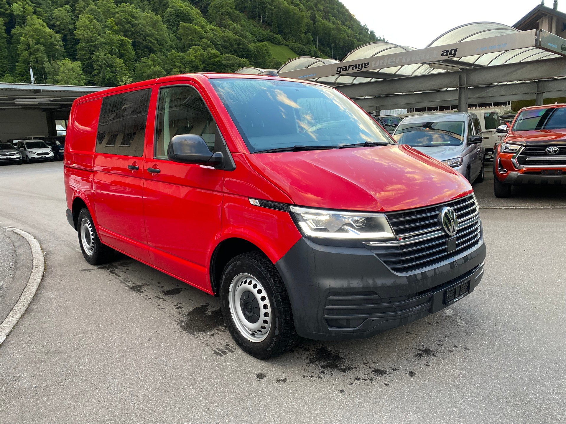 VW T6.1 2.0 TDI 4Motion DSG-image-11