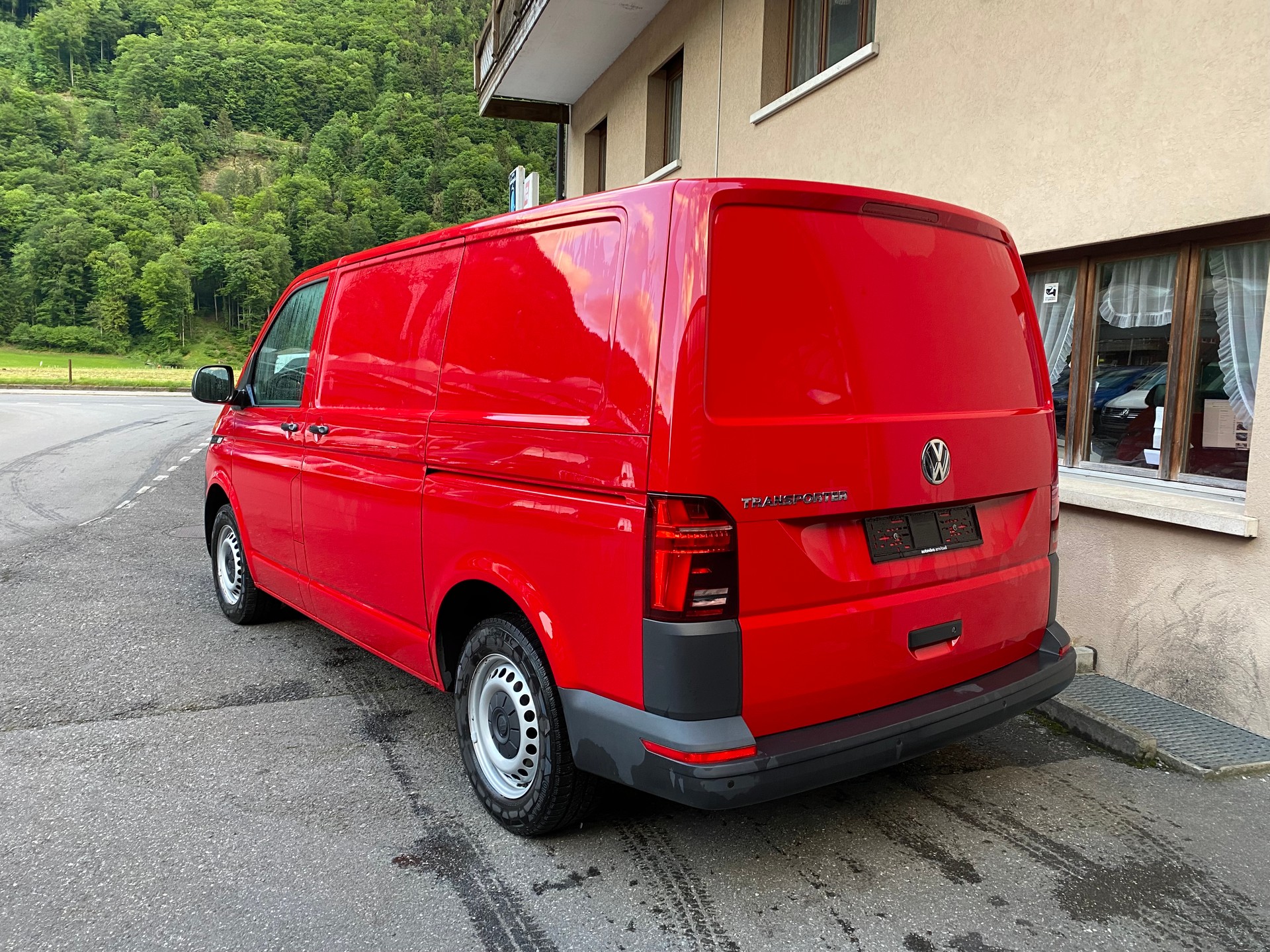 VW T6.1 2.0 TDI 4Motion DSG-image-14