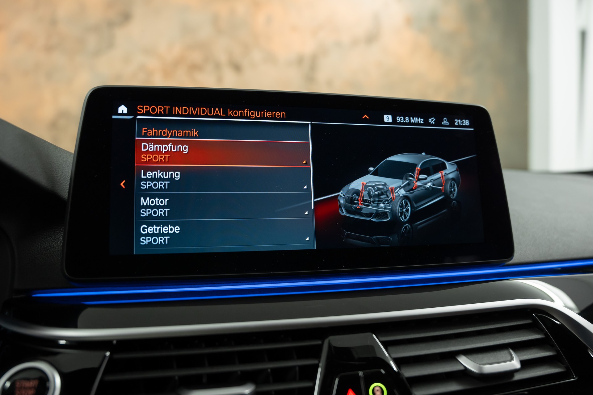 BMW M550i xDrive Steptronic *Laser*Head-Up*Sitzbelüftung*360°Kamera*-image-29