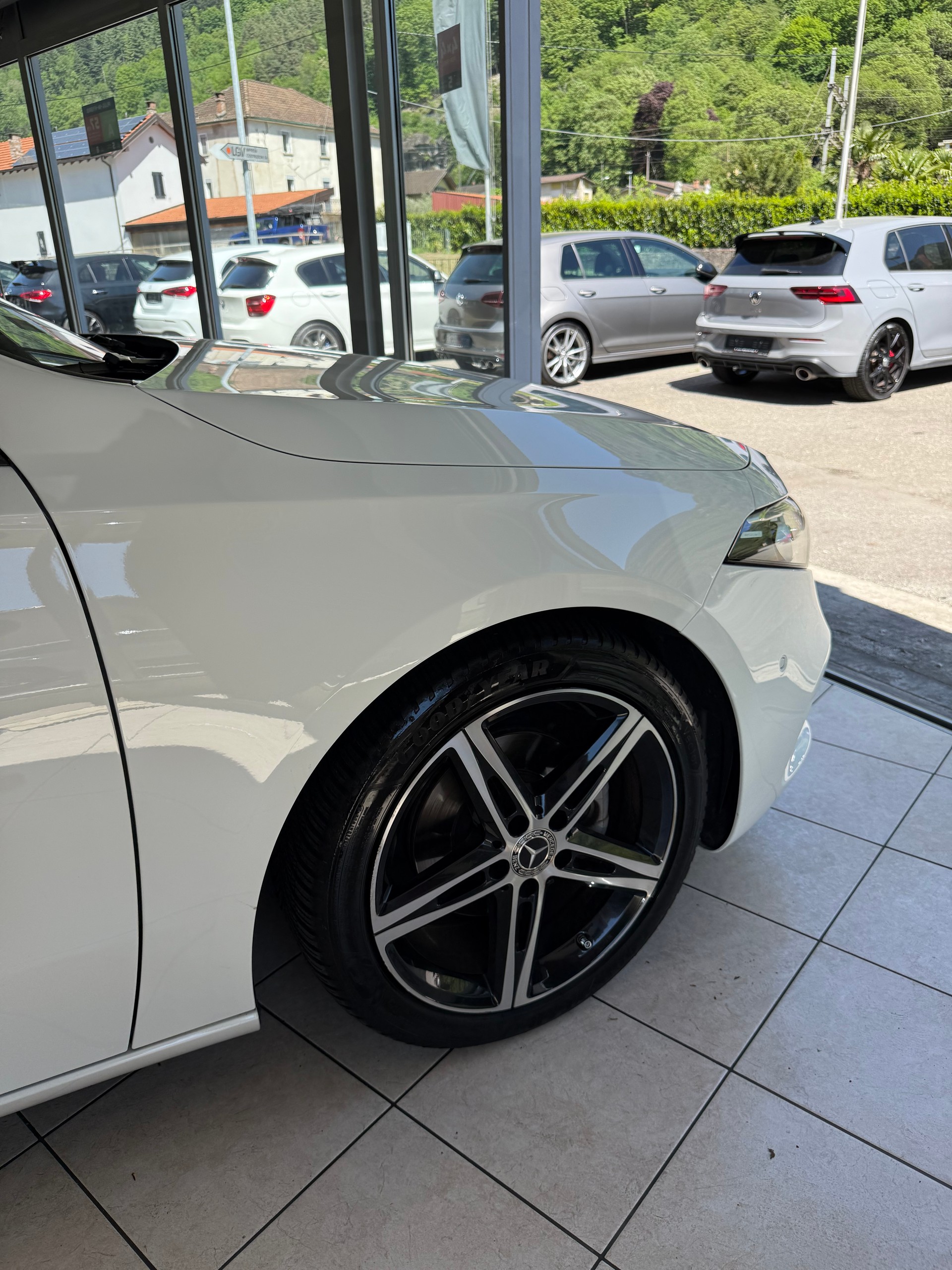 MERCEDES-BENZ A 180 Night Star 7G-DCT-image-8
