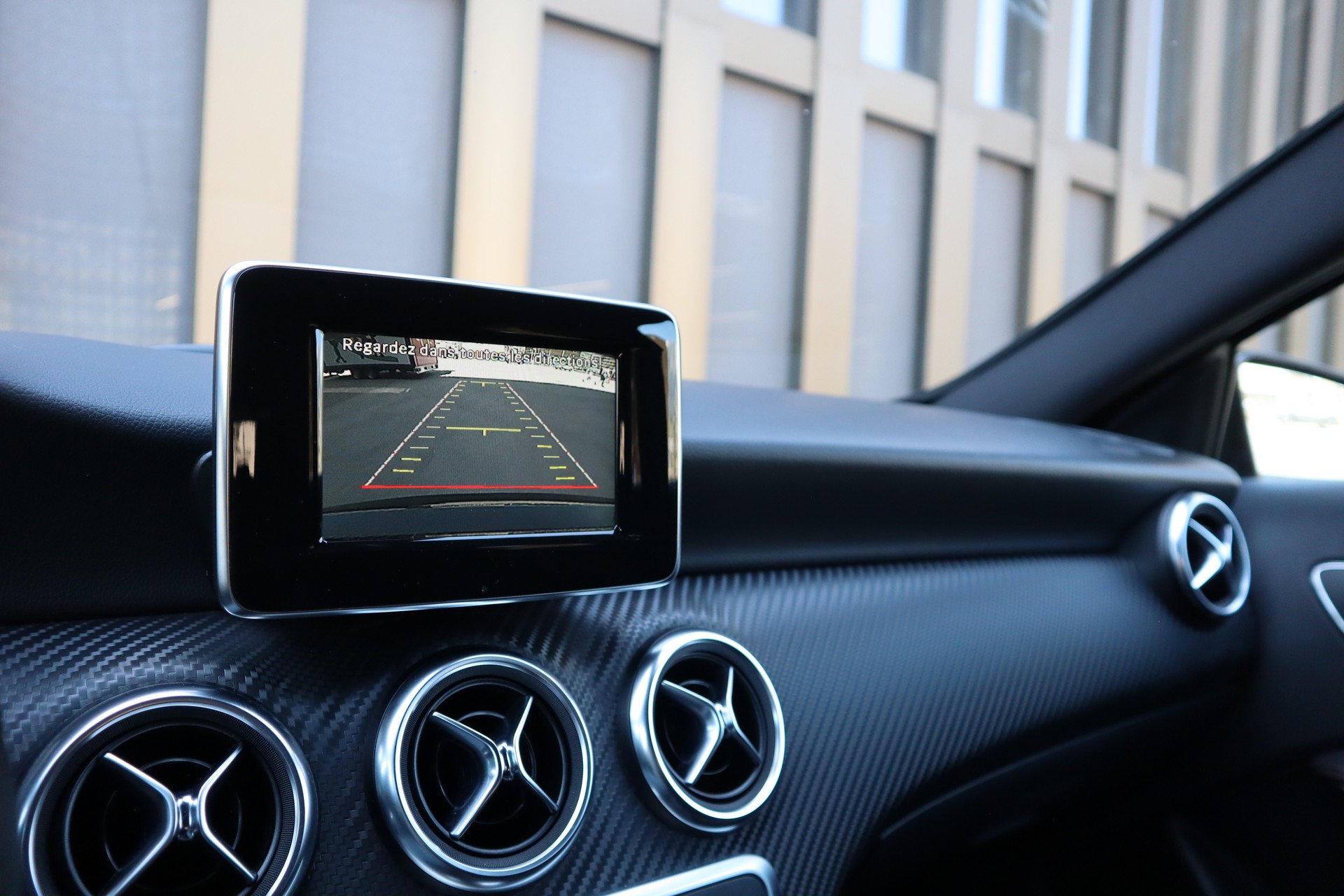MERCEDES-BENZ A 250 AMG Line 4Matic 7G-DCT-image-14