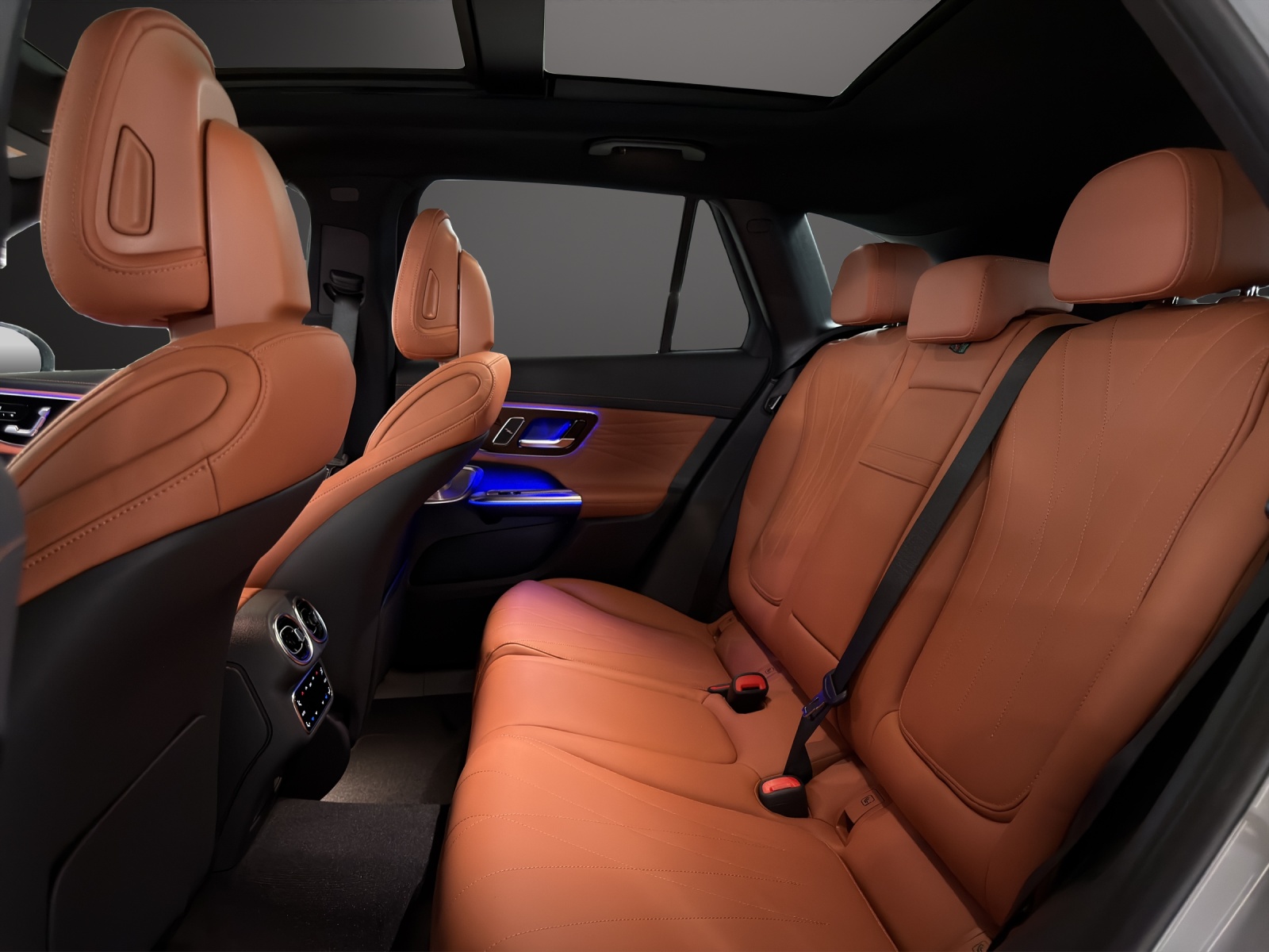 MERCEDES-BENZ GLC 400 e 4Matic EQ Star 9G-Tronic-image-14