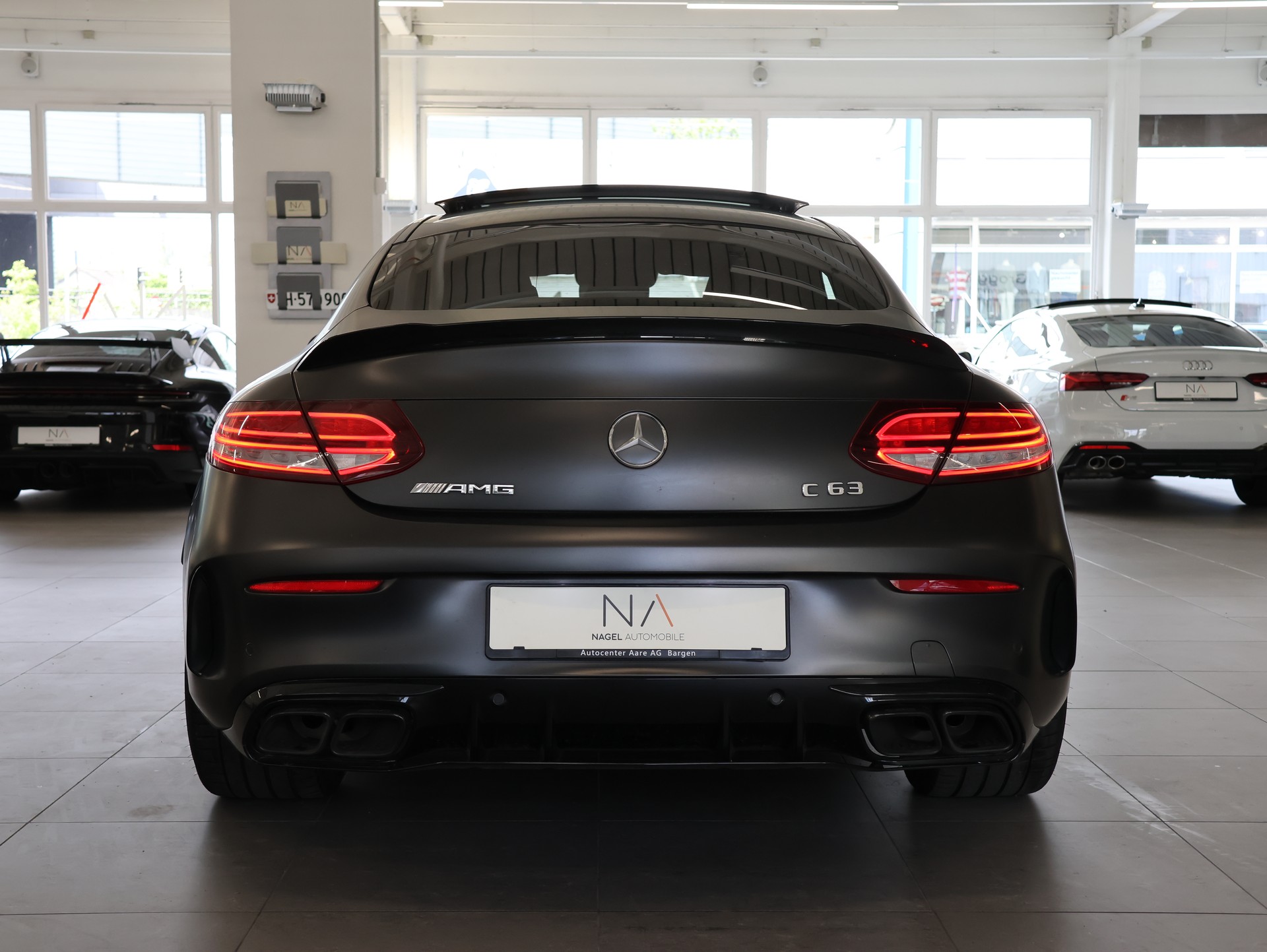 MERCEDES-BENZ C 63 AMG 9G-tronic *Carbon*Panorama*Schalen Sitze*Burmester*-image-4
