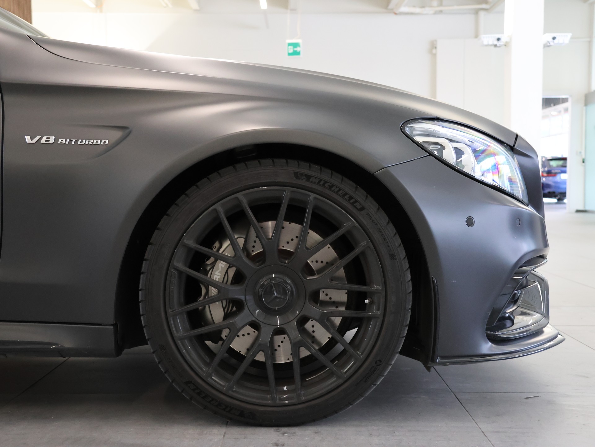MERCEDES-BENZ C 63 AMG 9G-tronic *Carbon*Panorama*Schalen Sitze*Burmester*-image-7