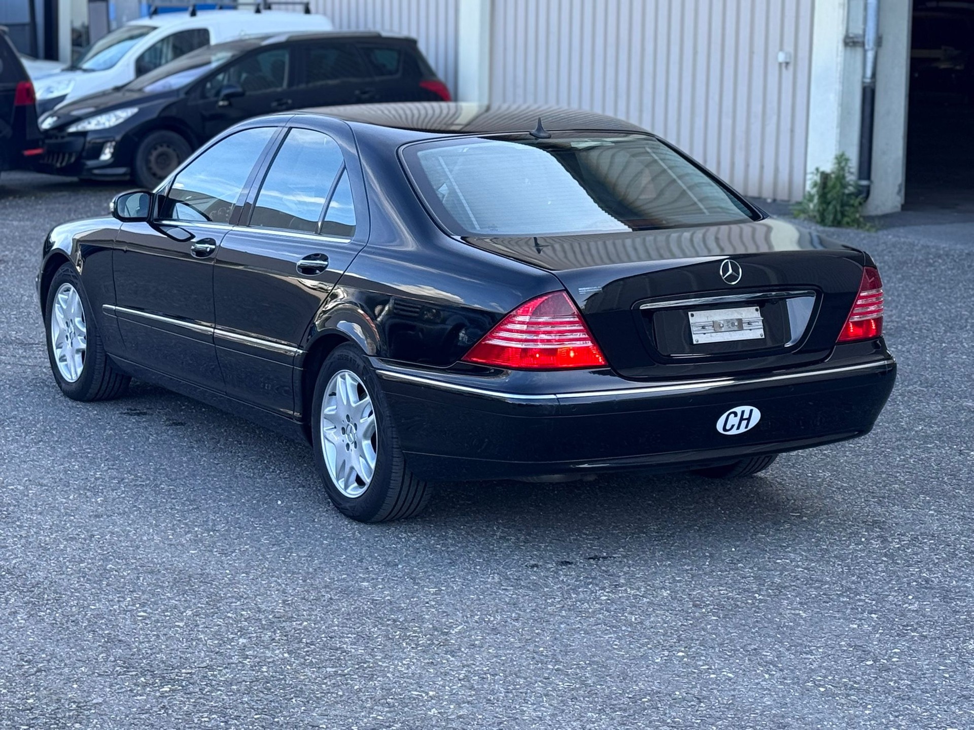 MERCEDES-BENZ S 500 4Matic-image-5