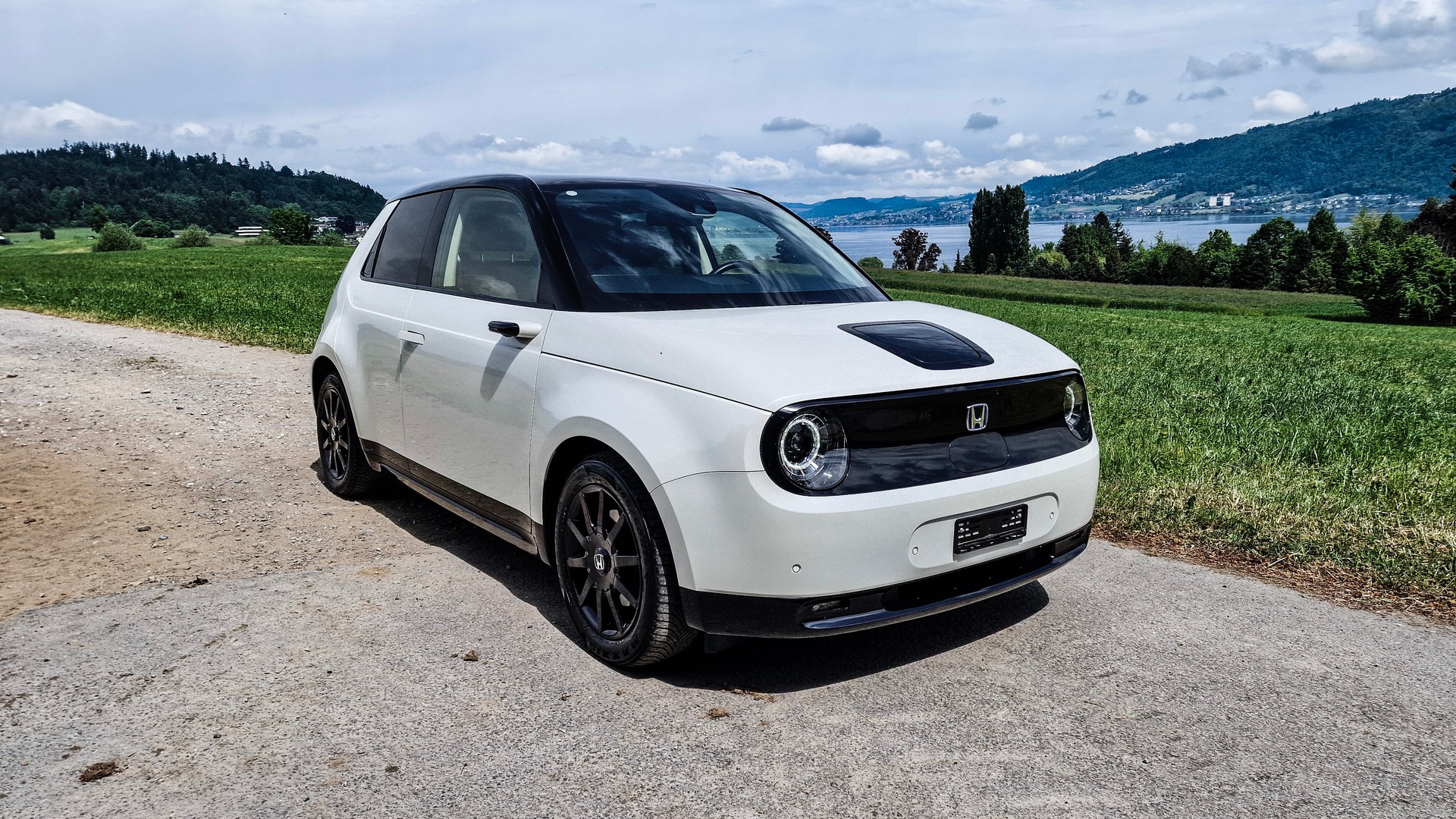 HONDA e-image-8