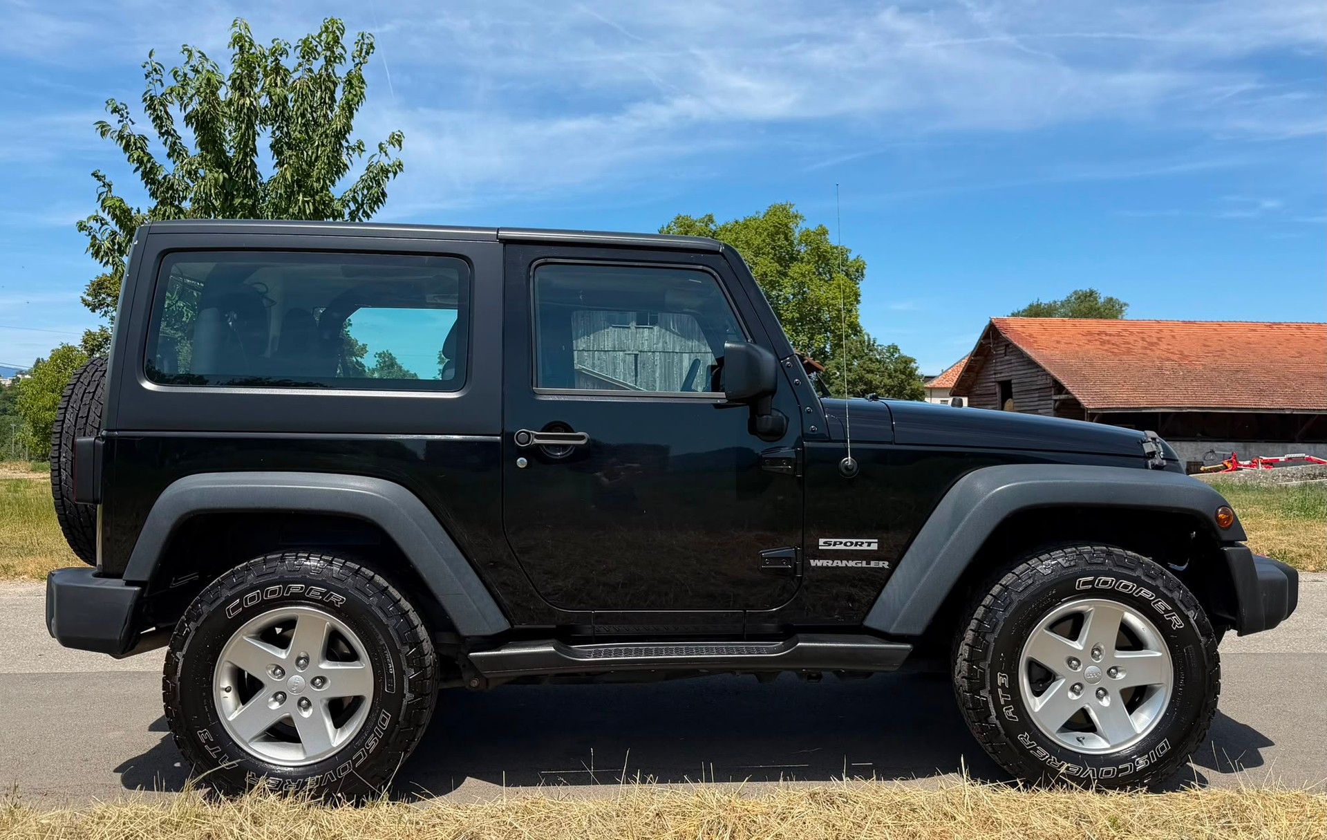JEEP 2.8 CRD Sport-image-3