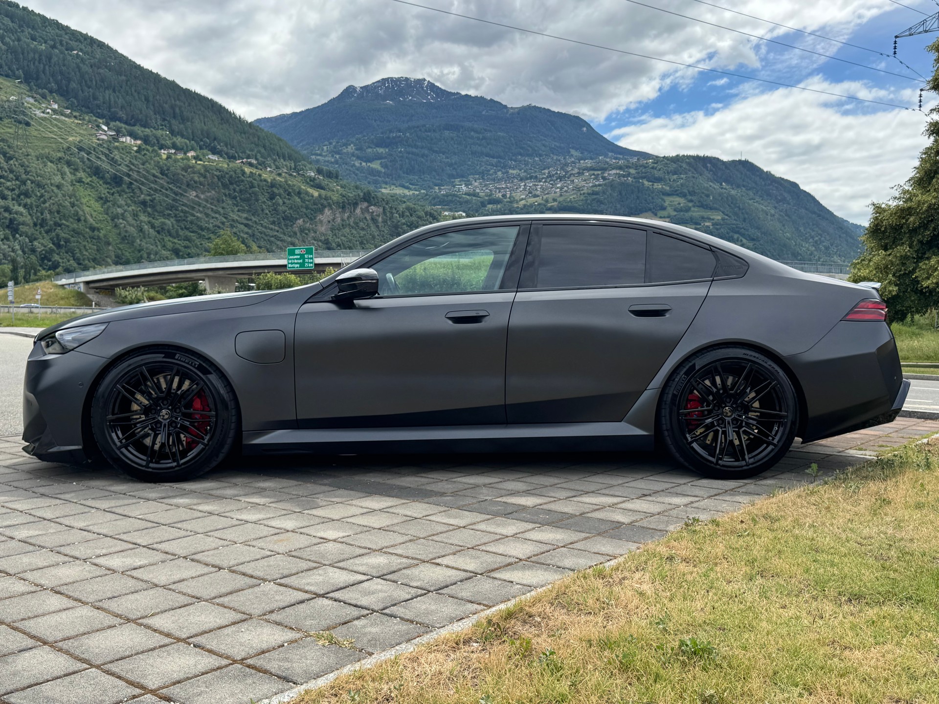 BMW M5 xDrive-image-28